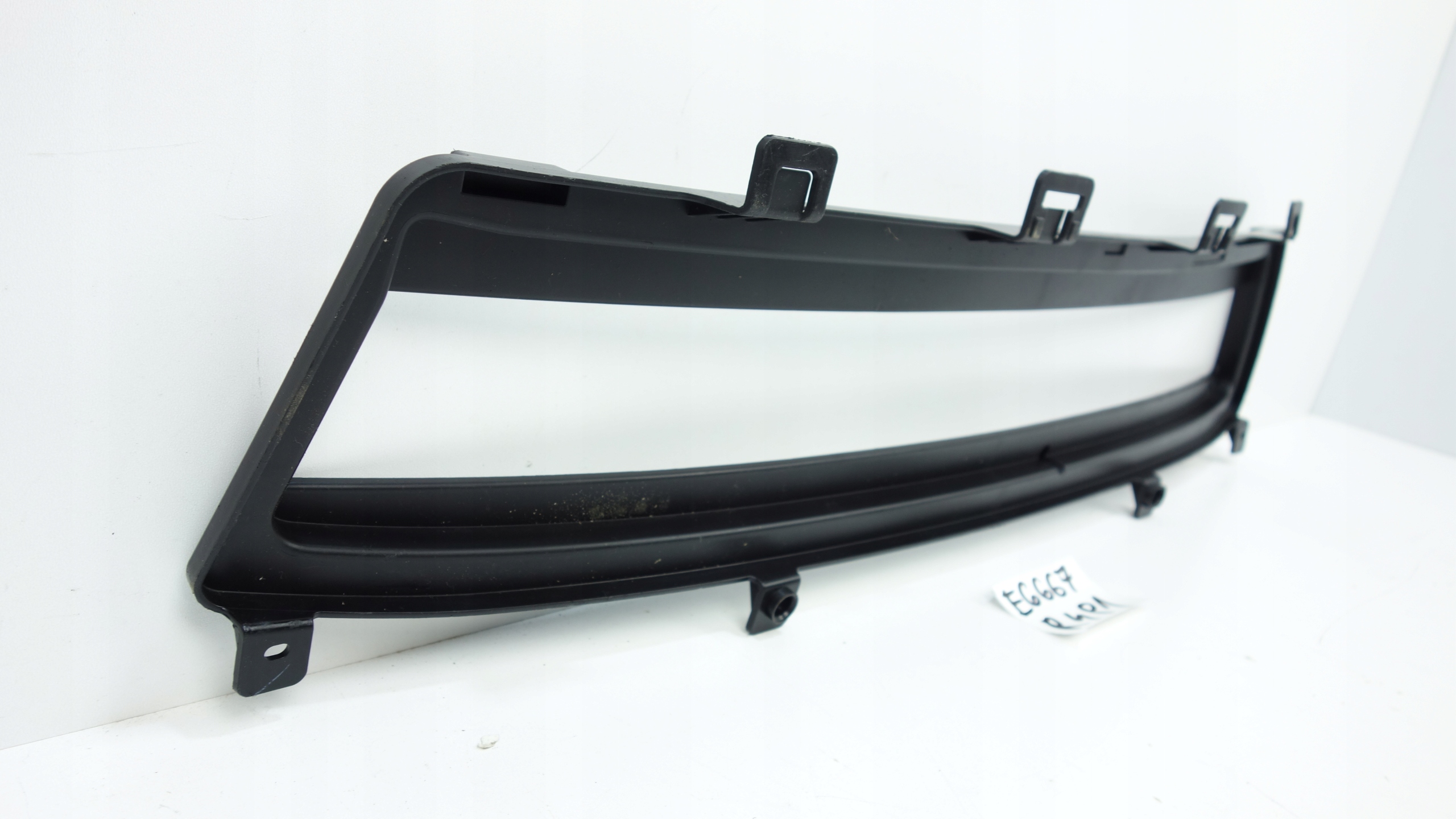 Lüftungsgitter mitte der Stoßstange CITROEN 9673045477