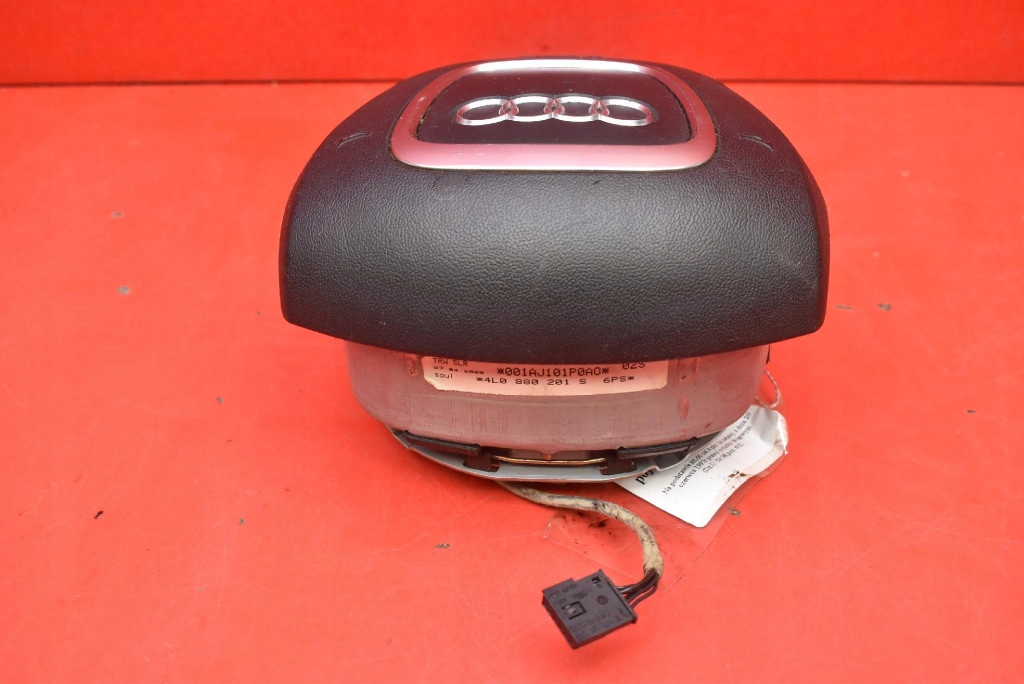 airbag driver´s 4L0880201S AUDI Q7 4L 05-09