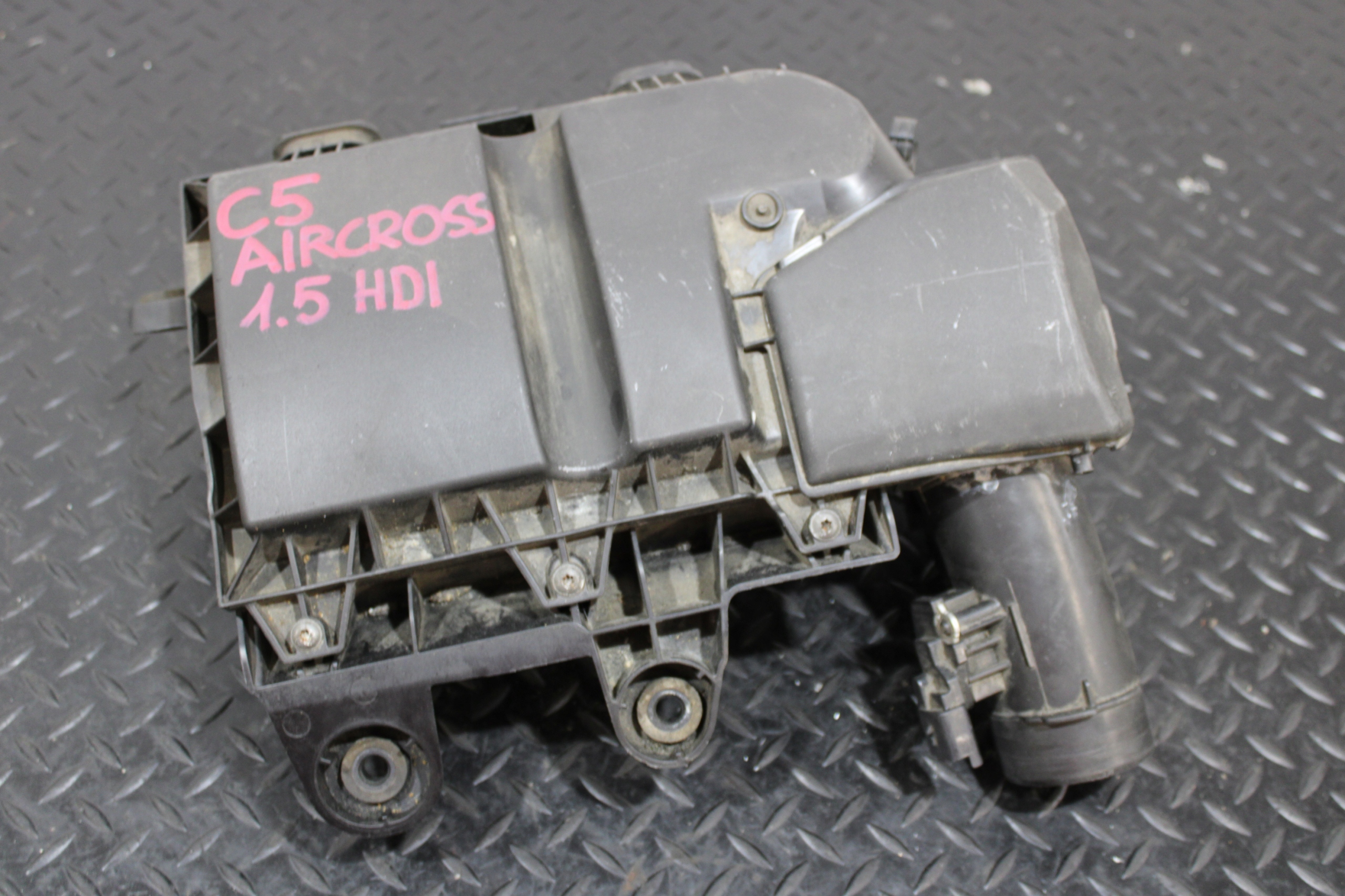 Gehäuse filter luft CITROEN C5 III AIRCROSS 9828002080