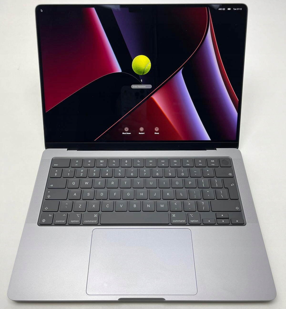 MacBook Pro 14