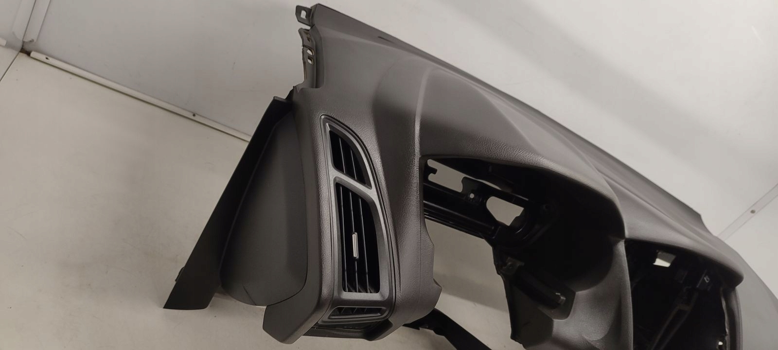 dashboard console airbags tension belts Ford Focus MK3 1,6 TDCI