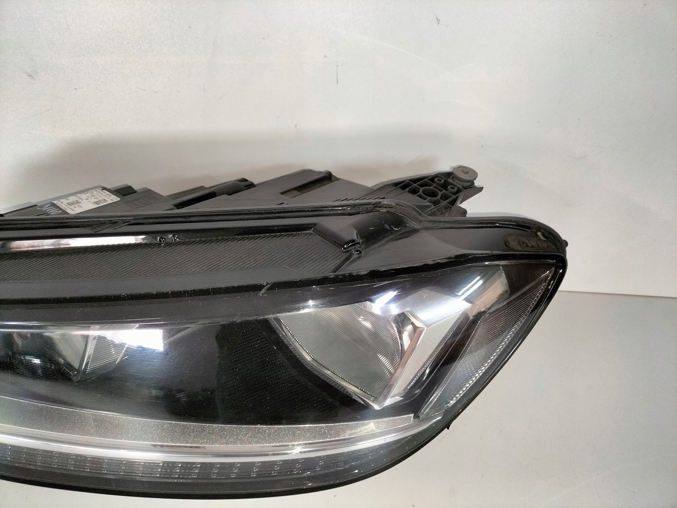 light front reflektor left VW TOURAN III 15