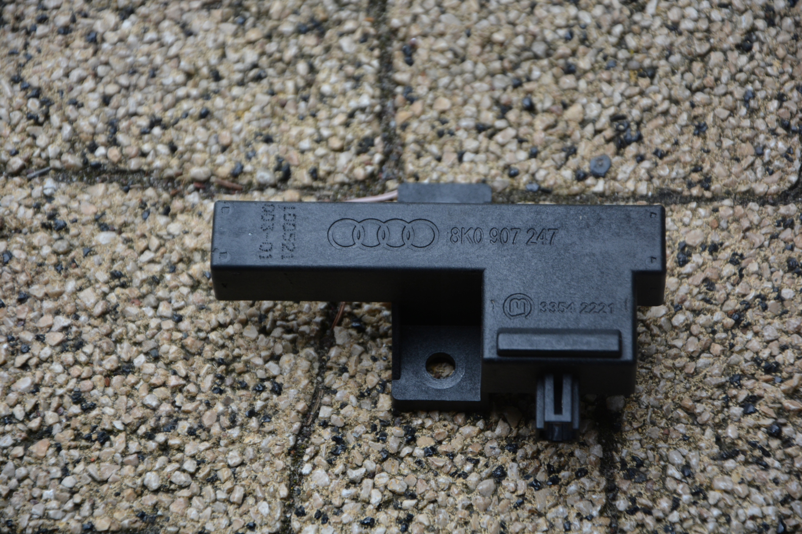 MODUŁ ANTENA KESSY VW TOUAREG 8K0907247