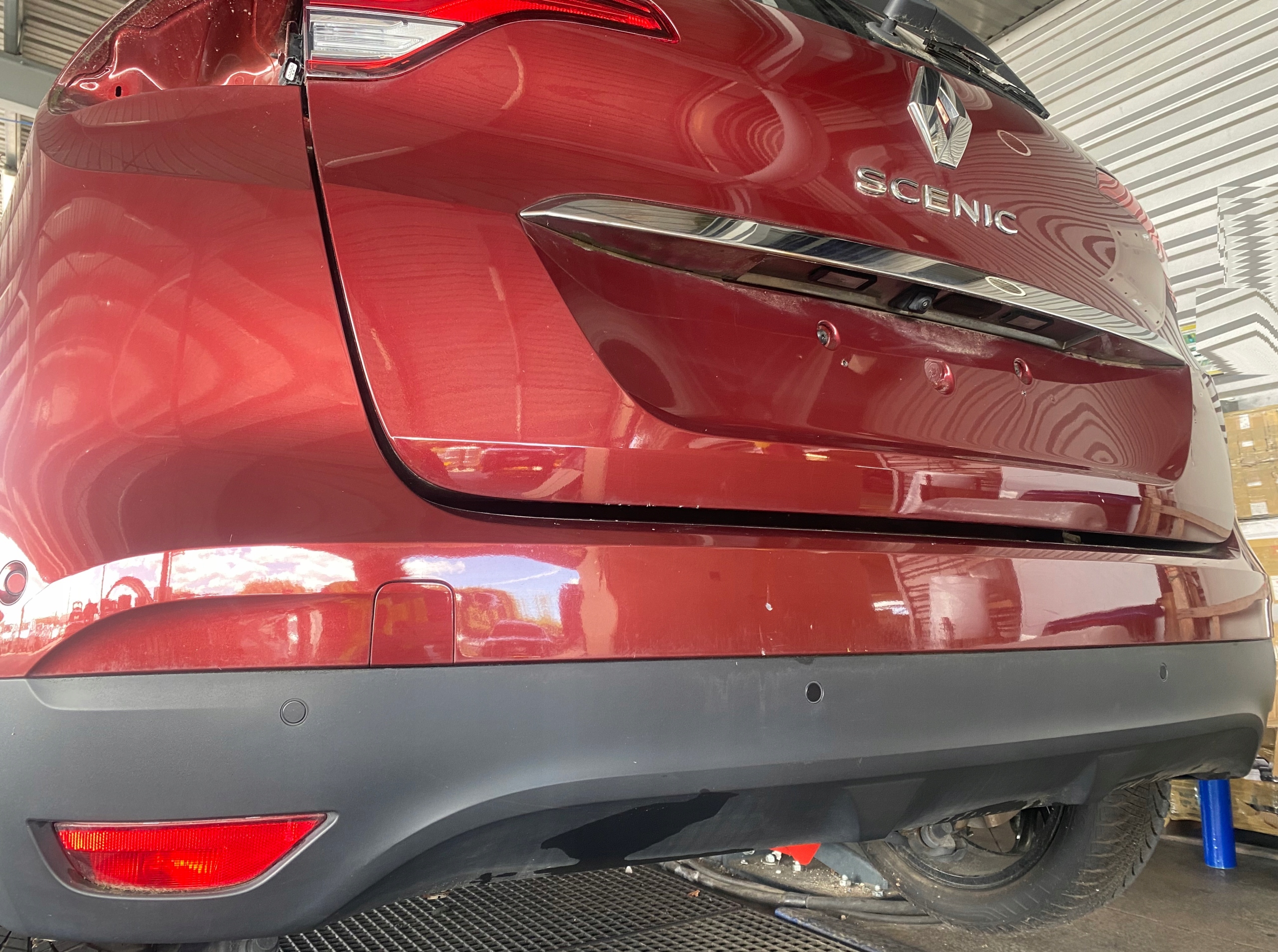 RENAULT SCENIC IV trunk door boot KAMERA TENPF