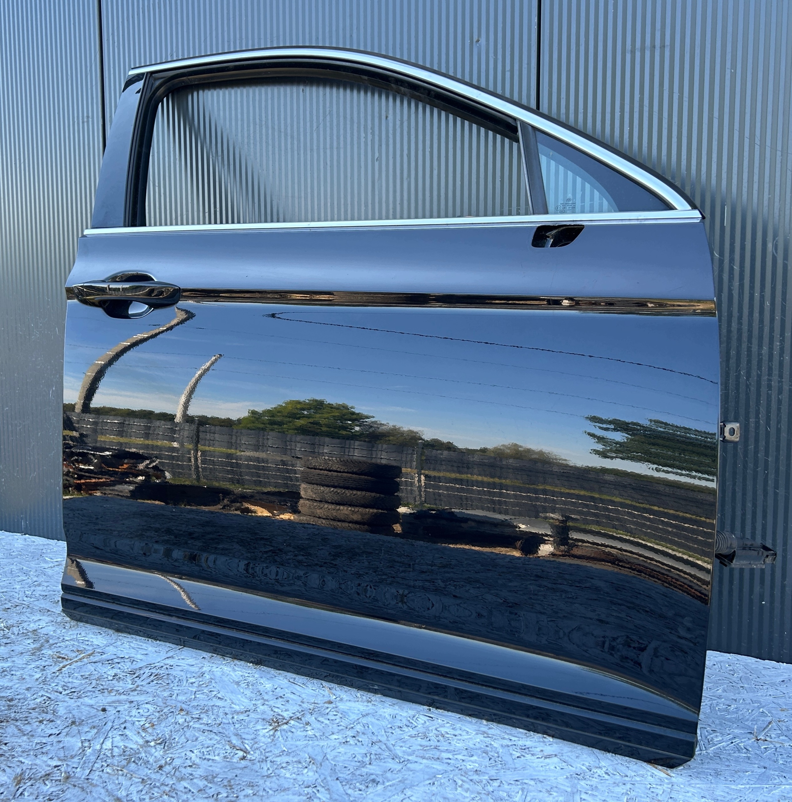 door right front front complete VW PASSAT B8 14- LC9X