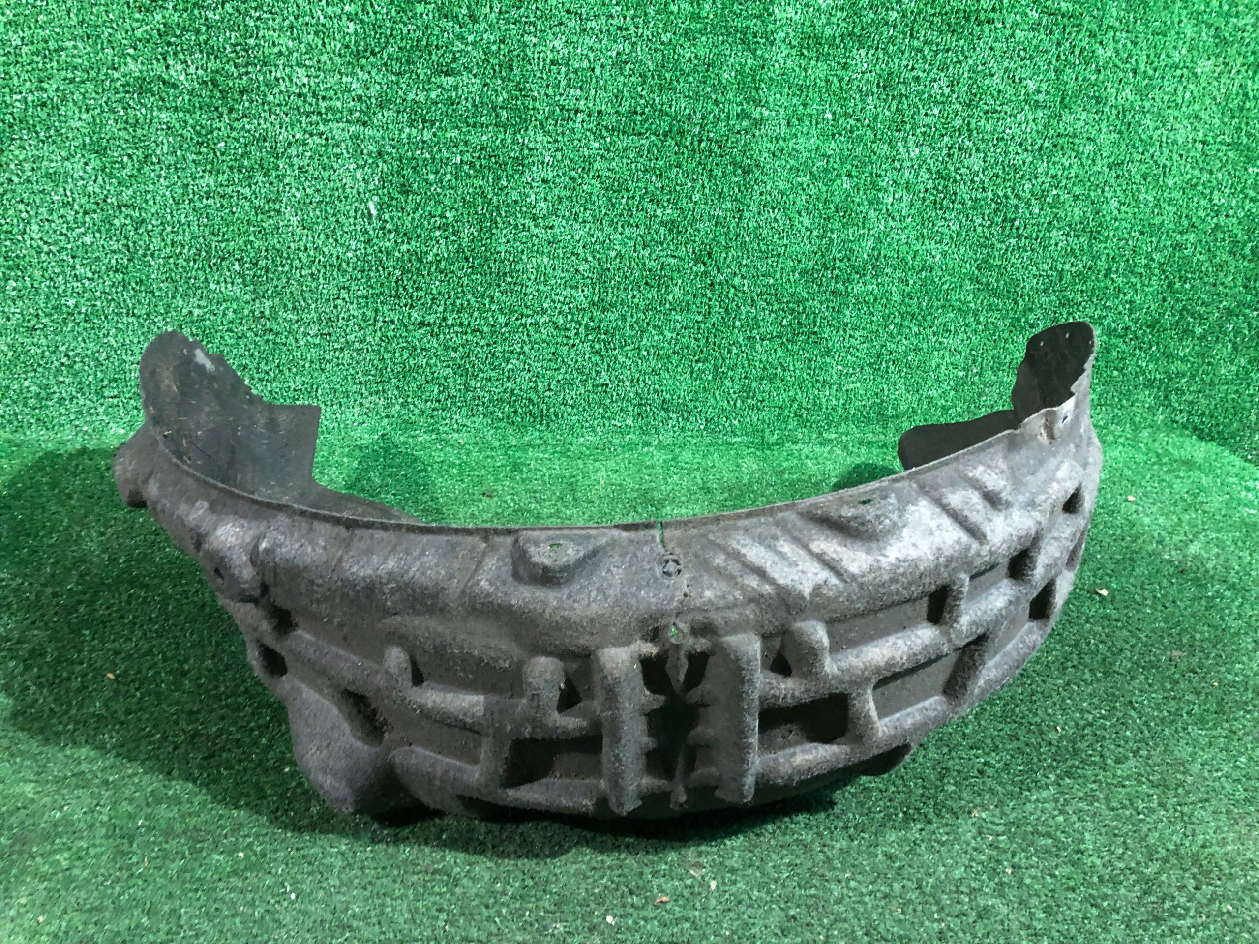 mudguard right rear. VOLVO XC40