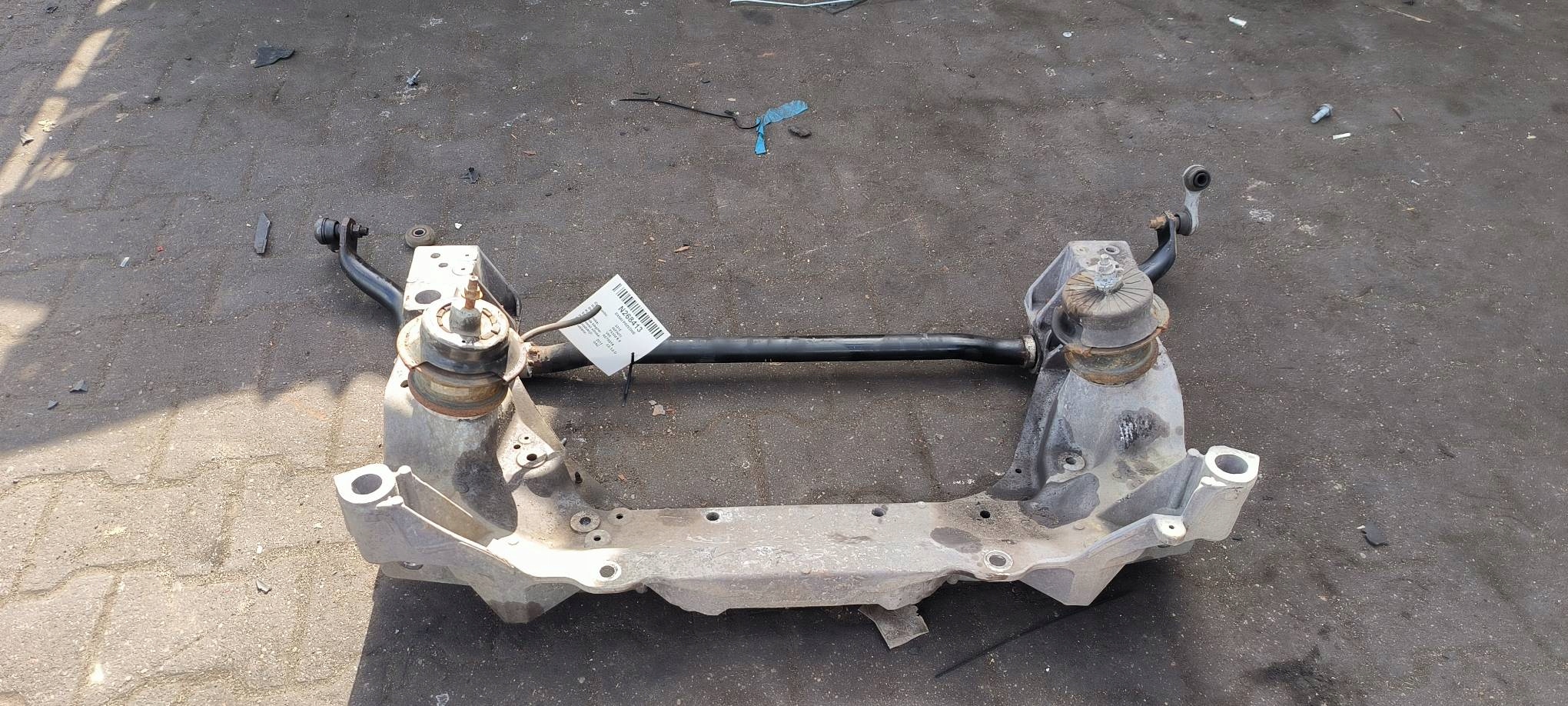 axle beam front INFINITI FX30d S II