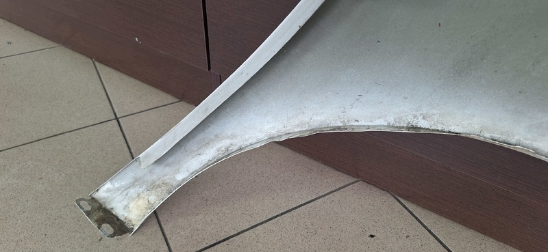 fender front front left OPEL MERIVA B KOD LAK Z40R
