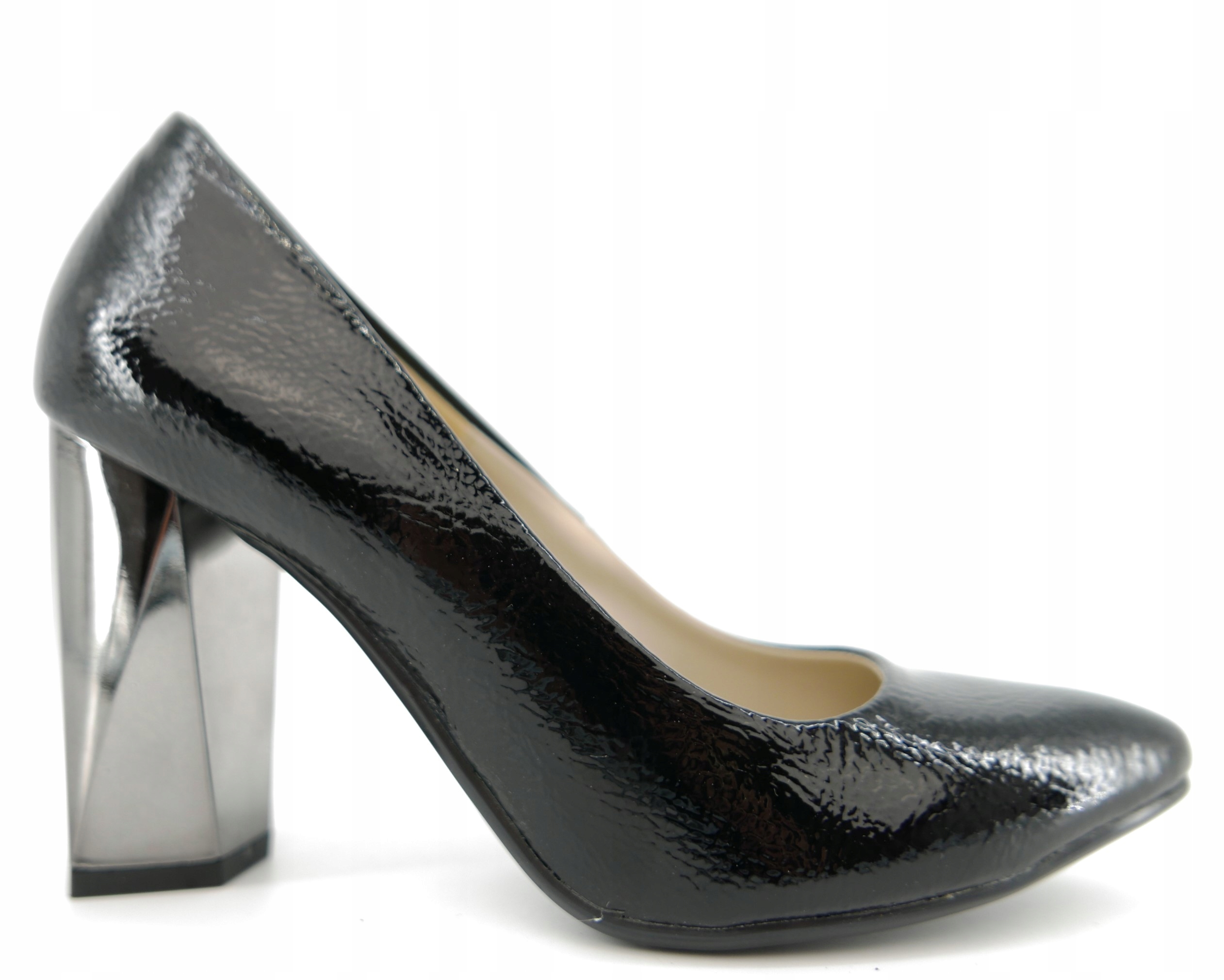 Aga But Polské Černé Lakované Lodičky R37