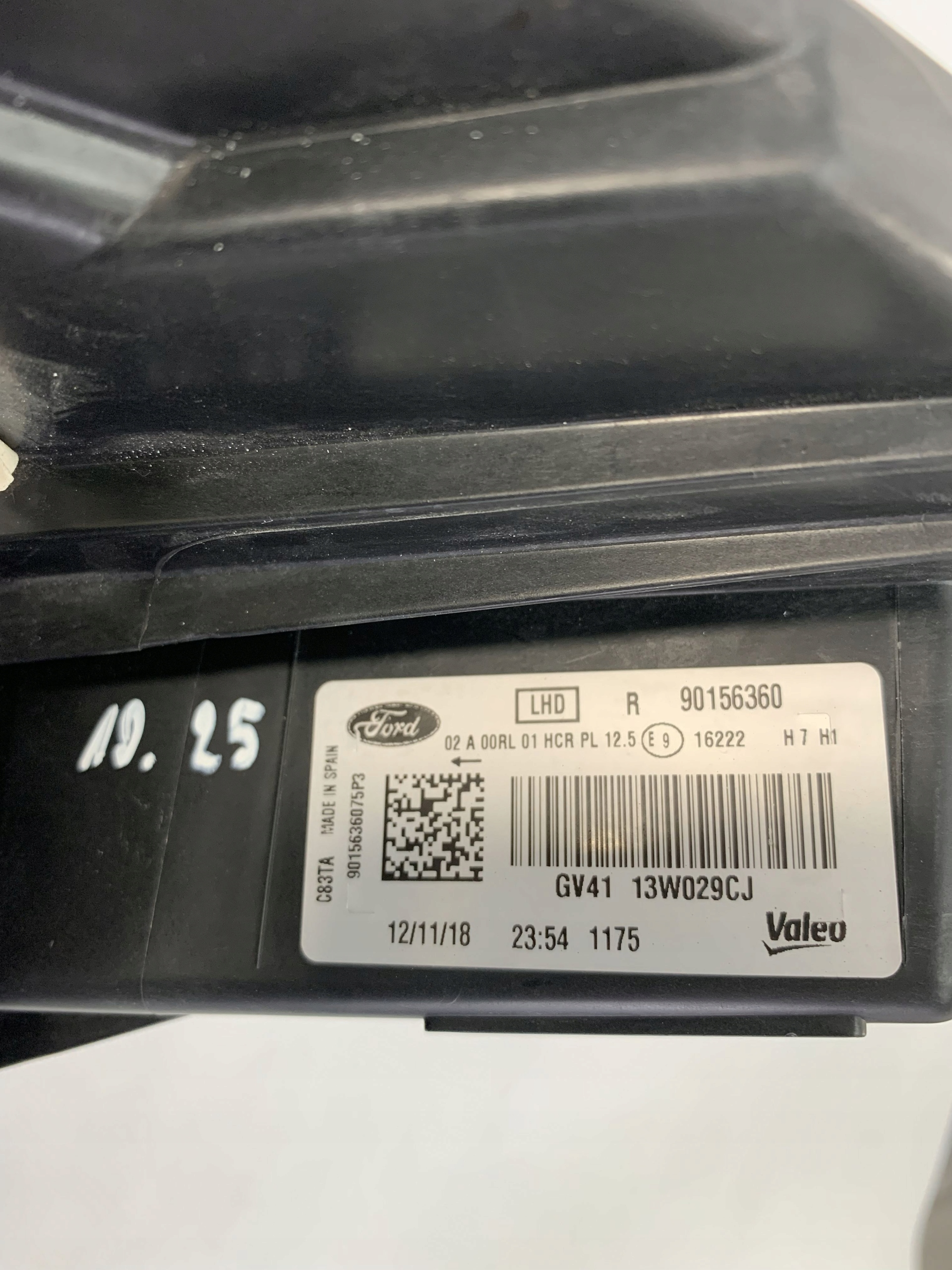 Reflektor right light front Ford Kuga 2 II FL 16 GV4113W029CJ 10.25