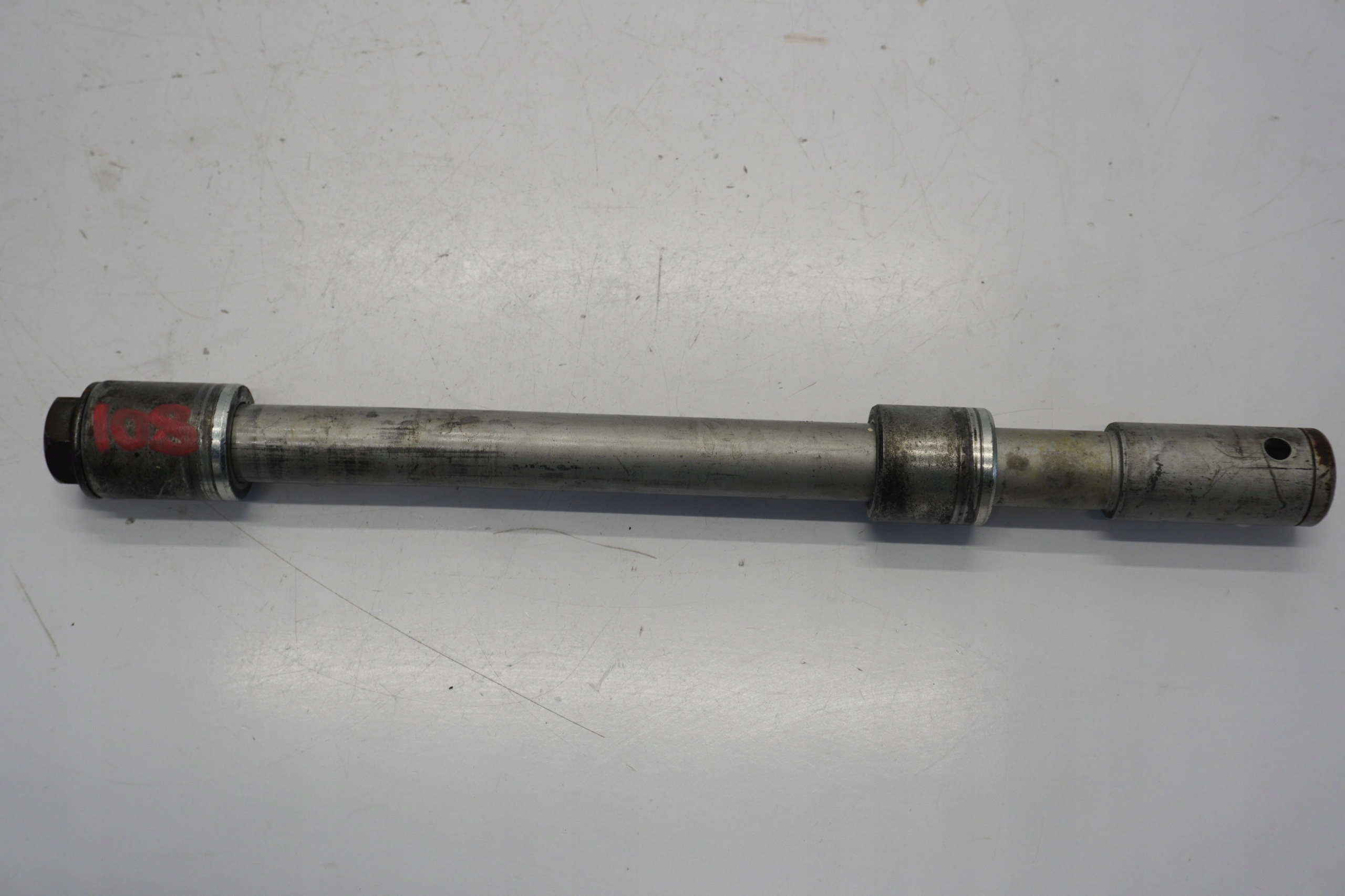 HONDA VTX 1300 S RETRO 02-09 OŚKA PRZÓD