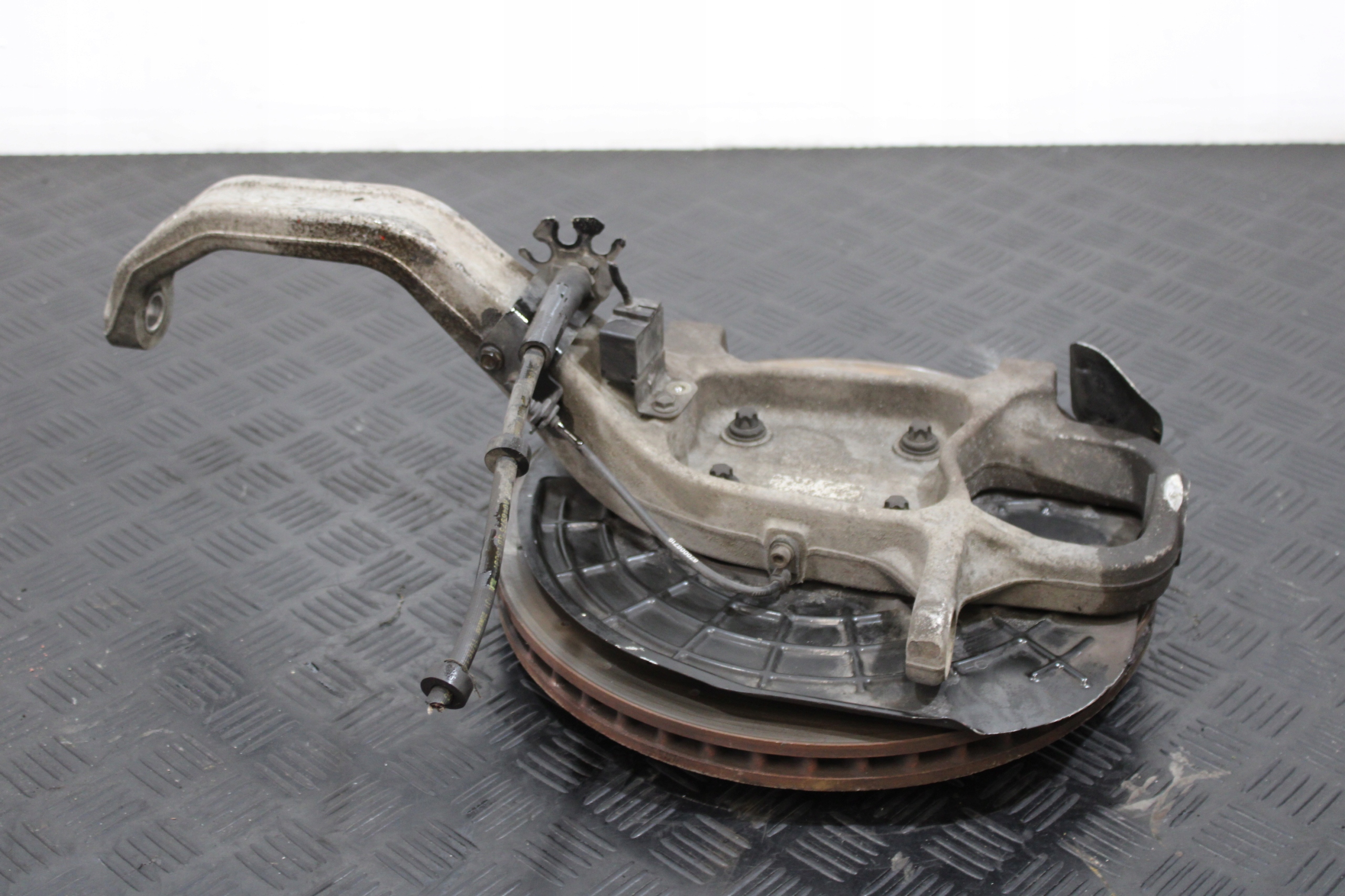 swing left front MASERATI GHIBLI M157
