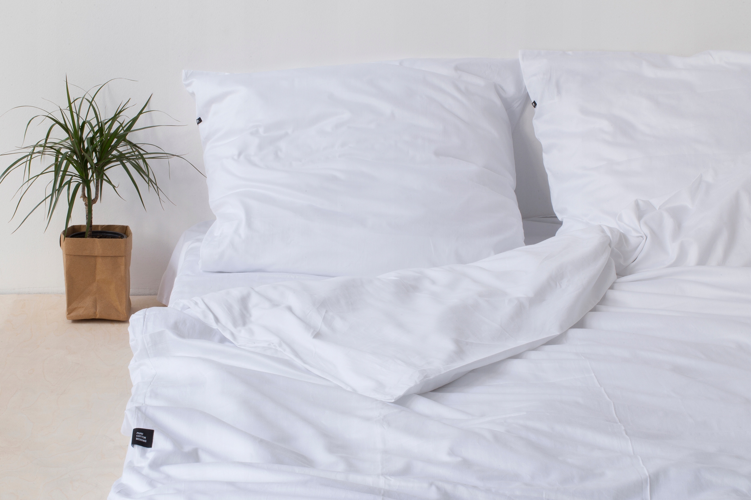 

Prześcieradło z gumką 100% bawełna 140x200 Białe