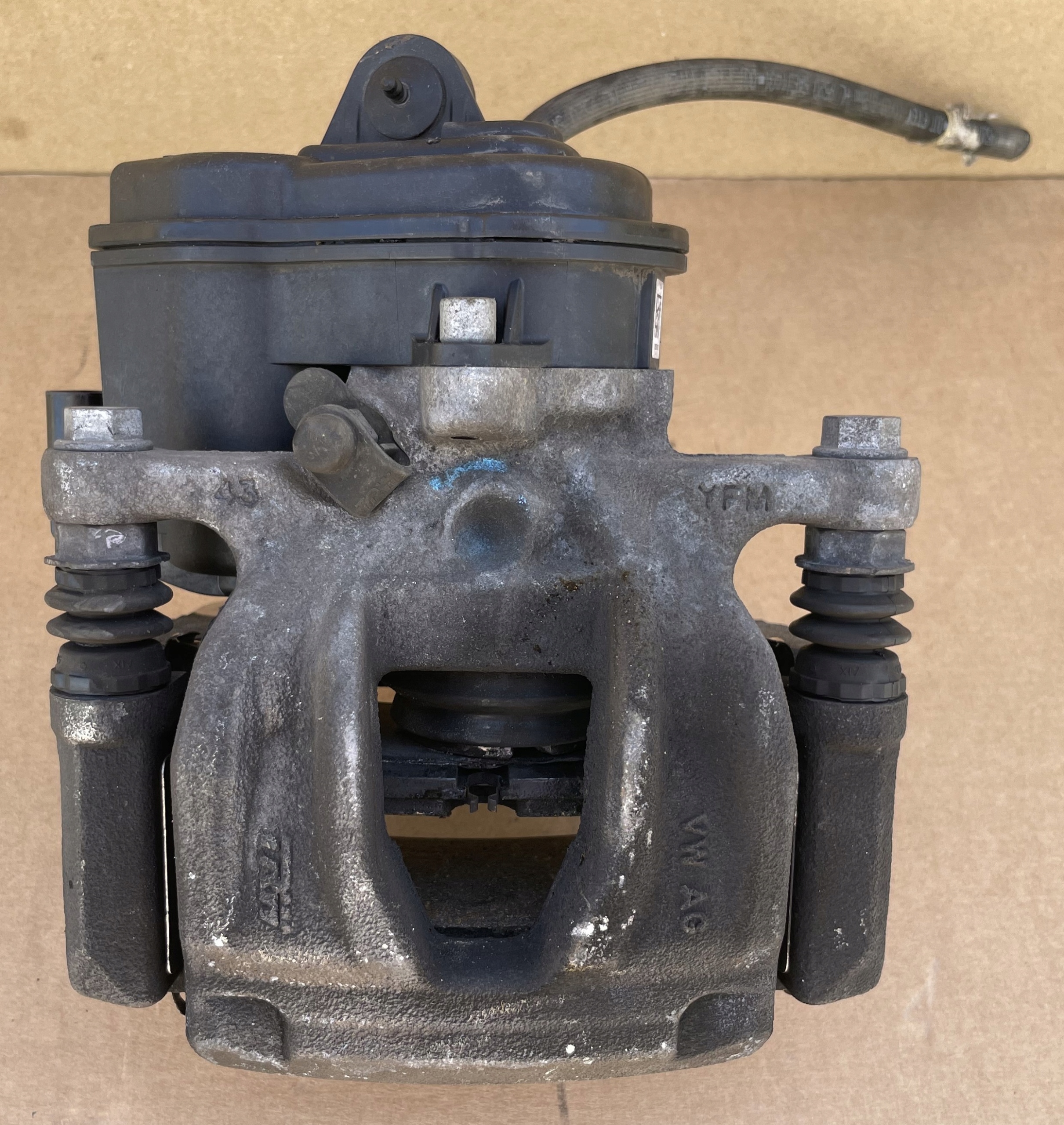 caliper brake rear part AUDI Q5 LIFT 80A615406AH KPL right