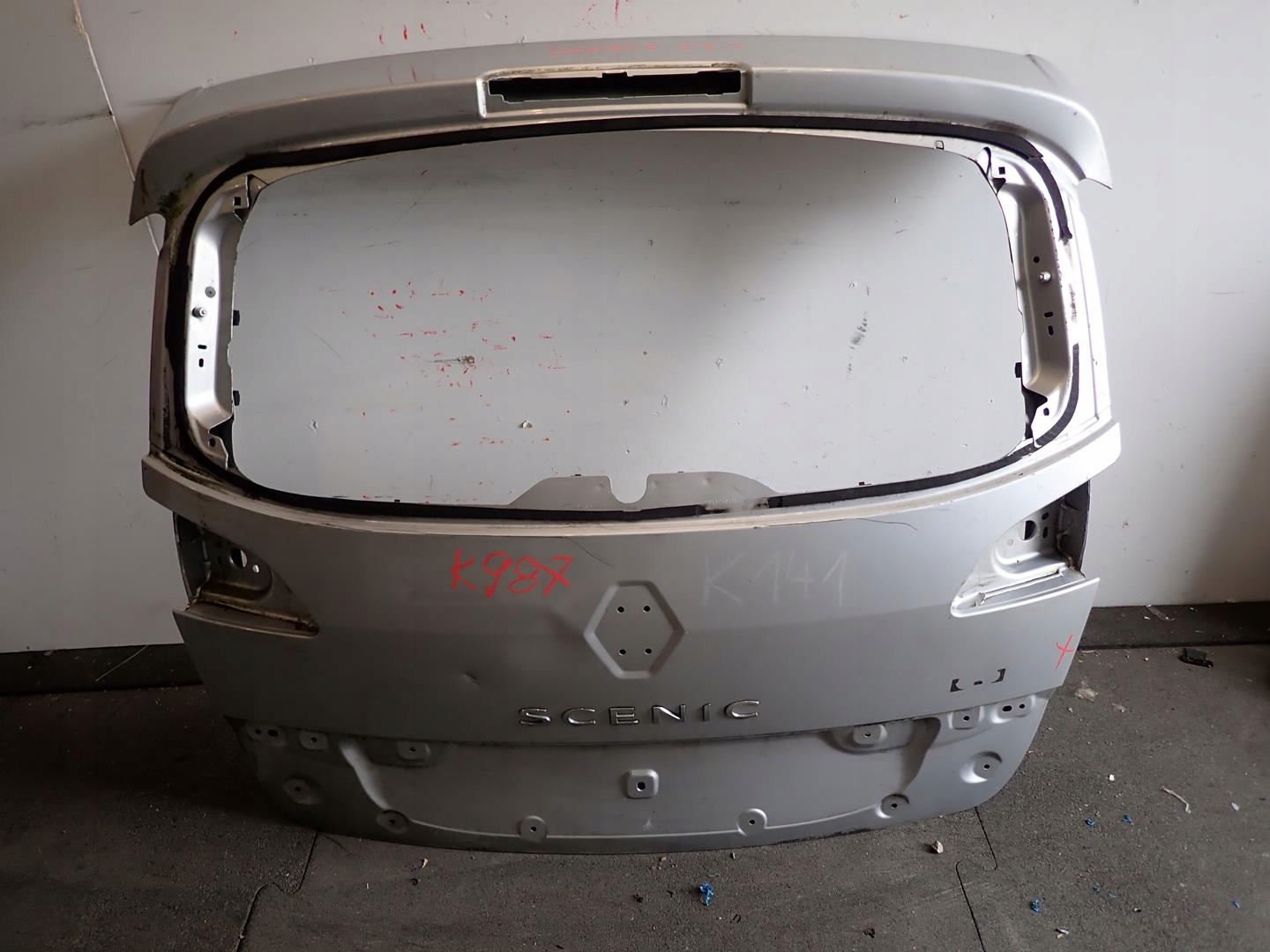 trunk door RENAULT SCENIC III 2009
