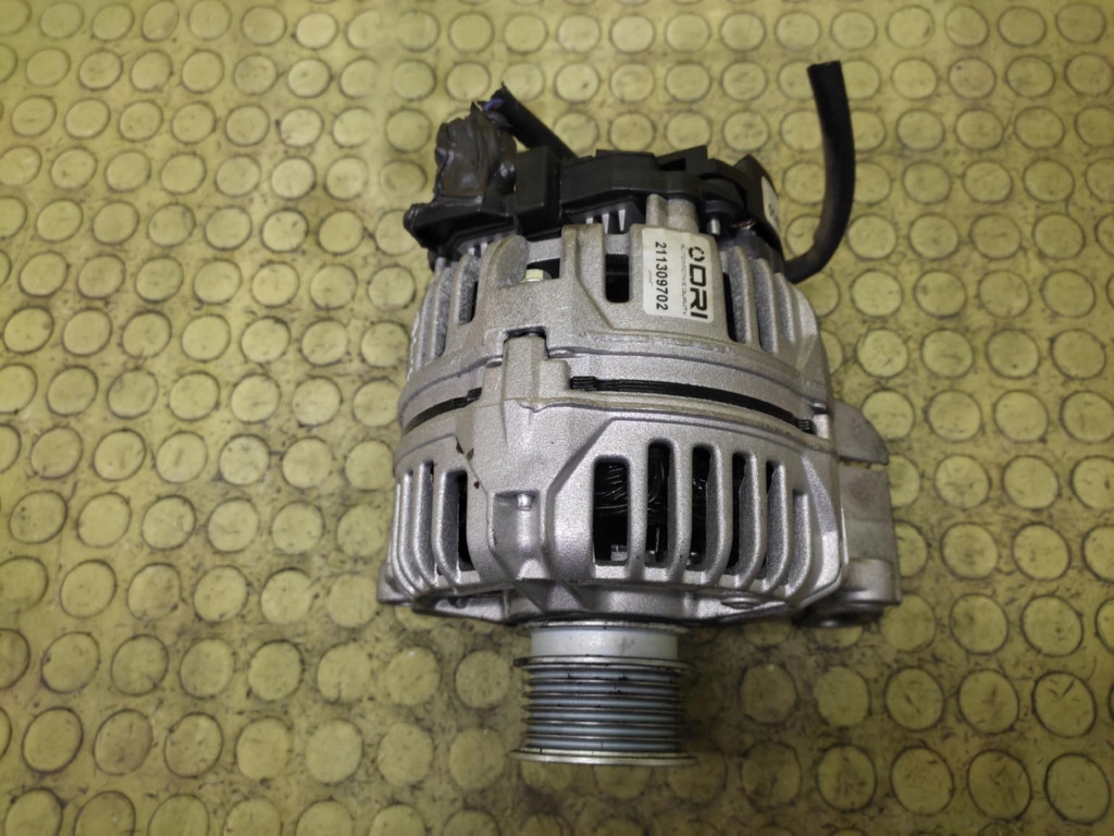 VW POLO IV 1.4 ALTERNATOR 13420610
