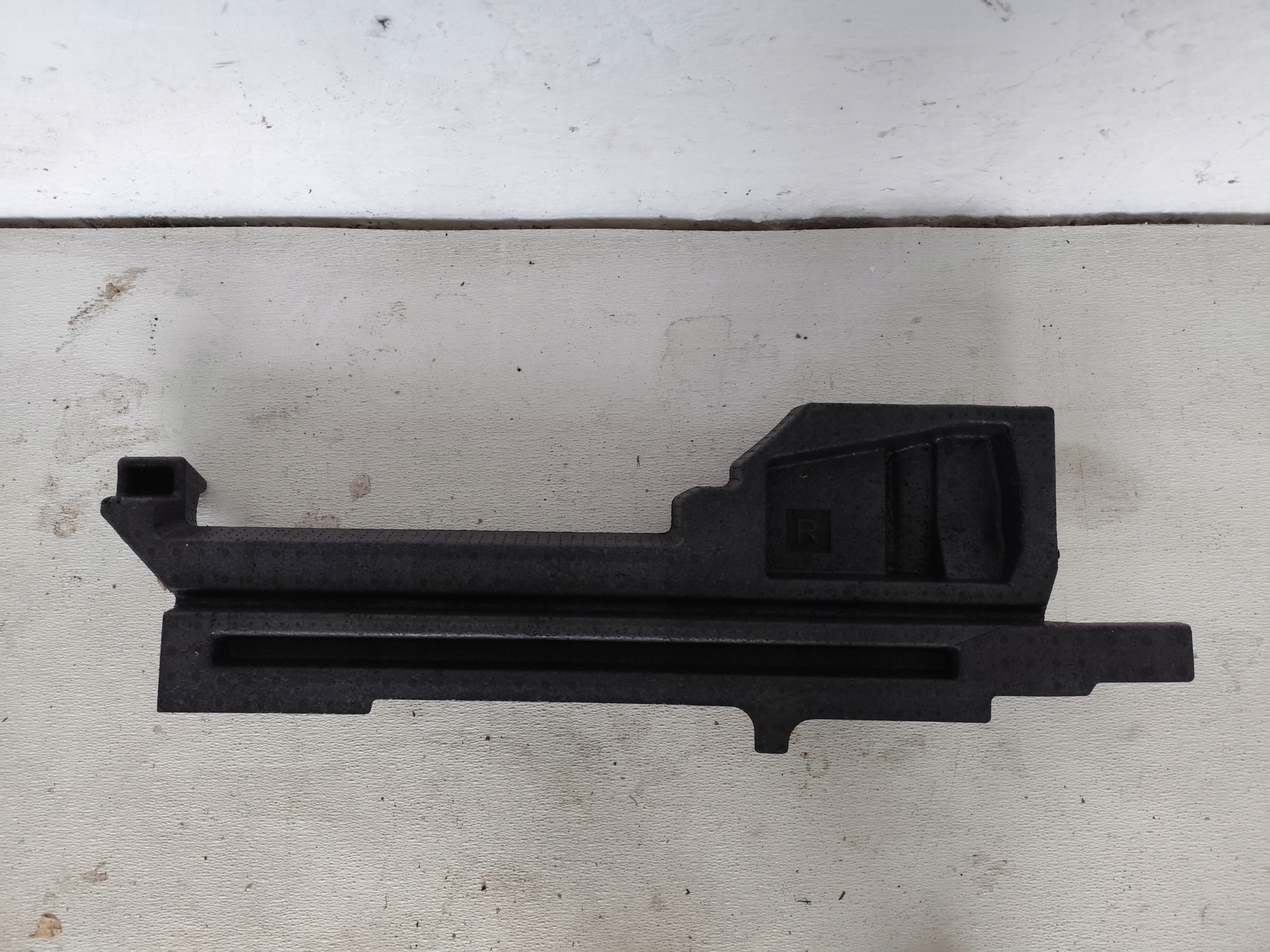 OPEL INSIGNIA B 2019 KOMBI polystirene filling boot right