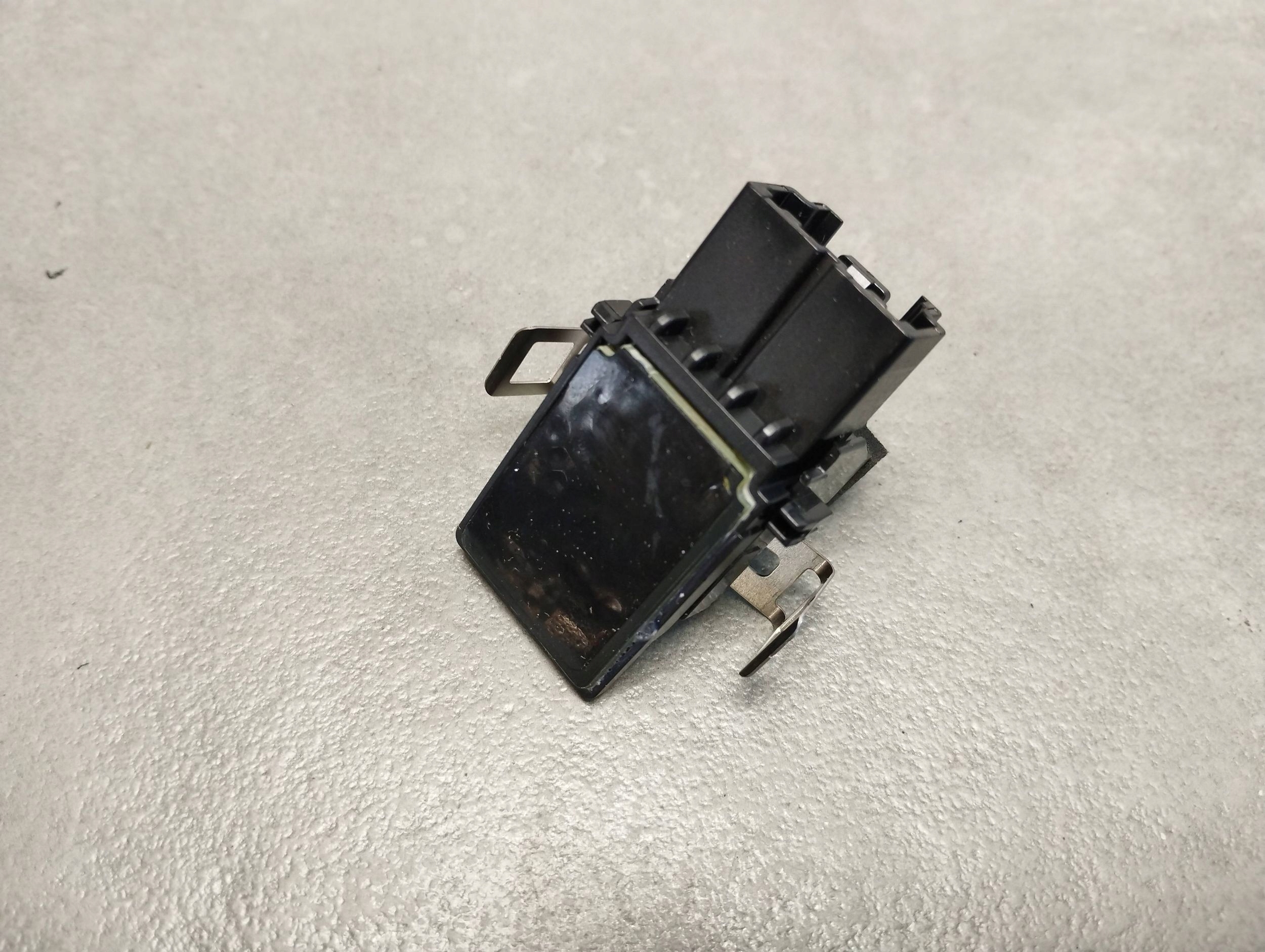 Volkswagen Amarok II sensor TEMPERATURY ML3H19E907AB
