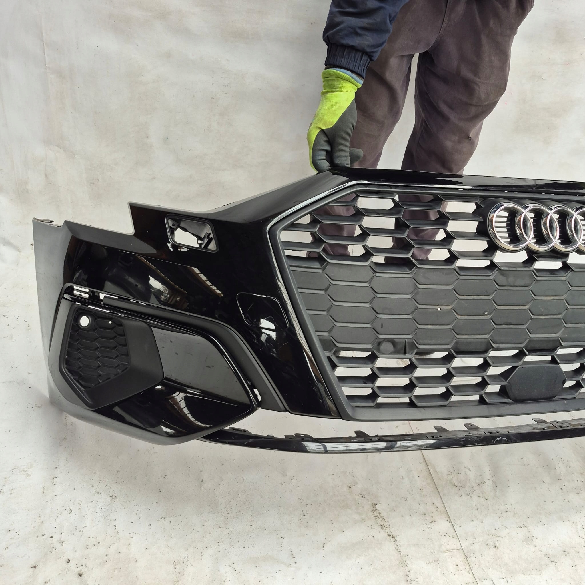 AUDI A3 IV 4 8Y 20-24 bumper front front washer PDC