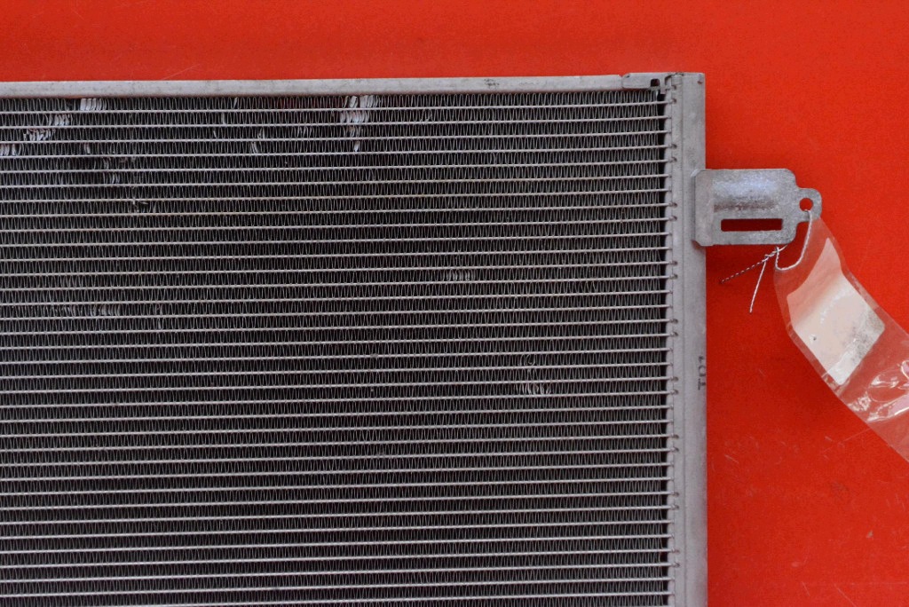 Radiateur climatisation 921007736R RENAULT ZOE 1 et 88 KM 12-19