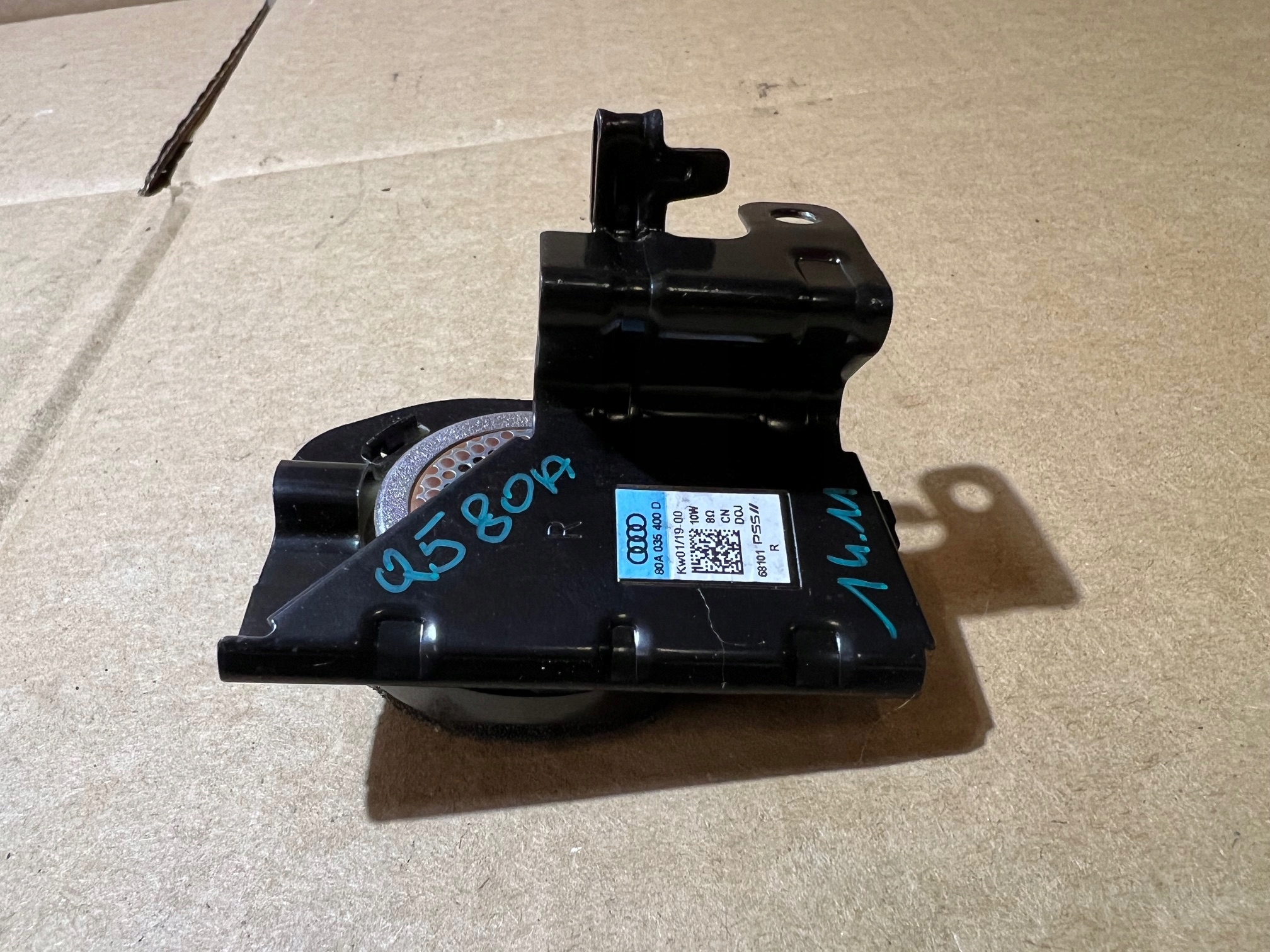 AUDI Q5 80A speaker bang OLUFSEN SLUPKA right front 80A035400D