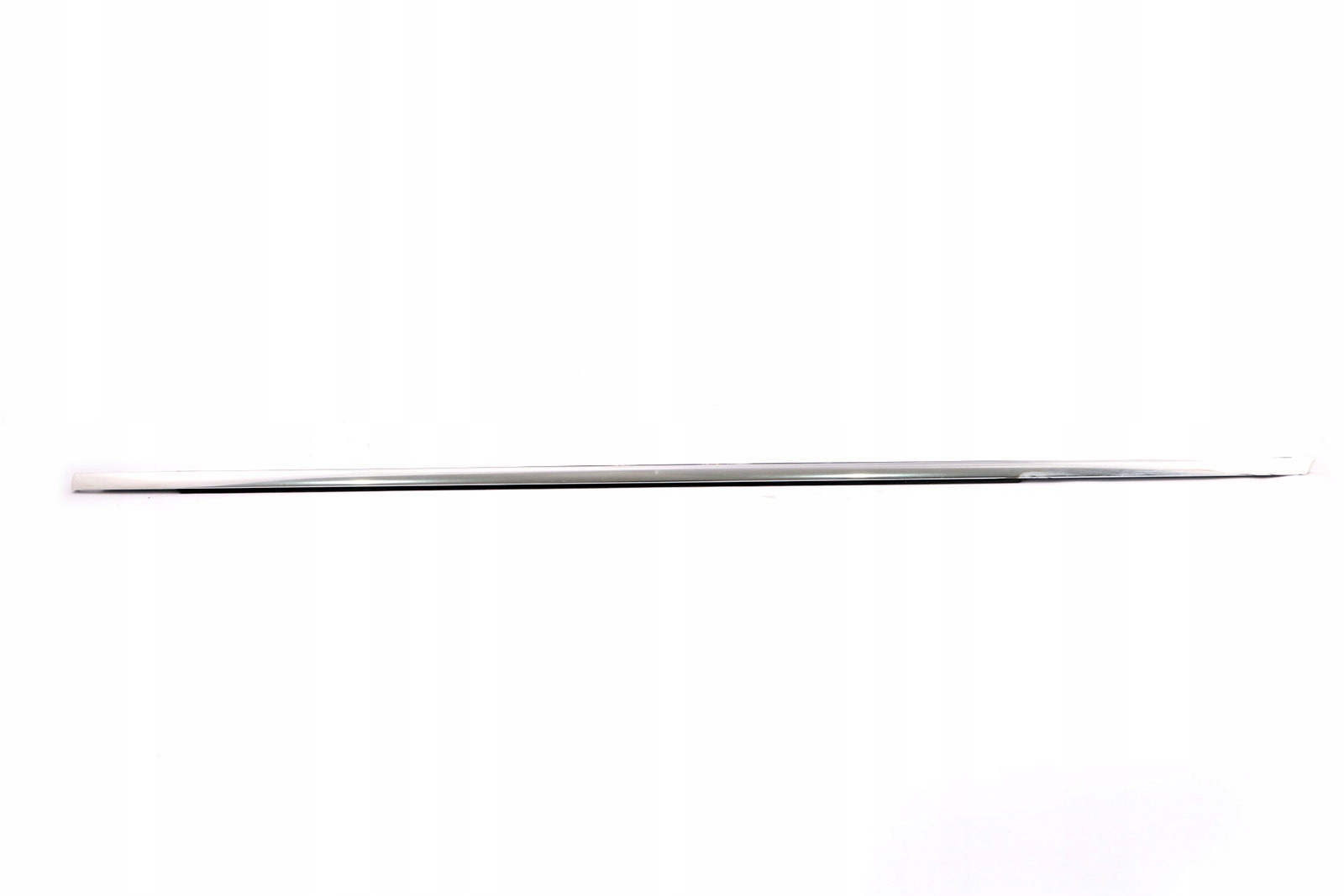 7119981 - BMW E90 E91 ліва молдинг двері лівий передній хром