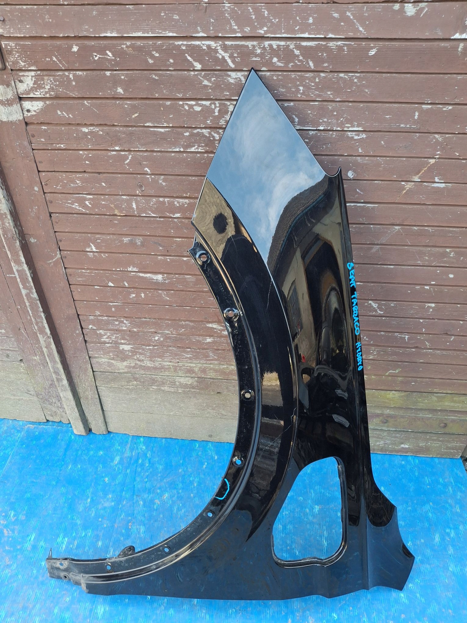 fender left front SEAT TARRACO HYBRYD 2018R->