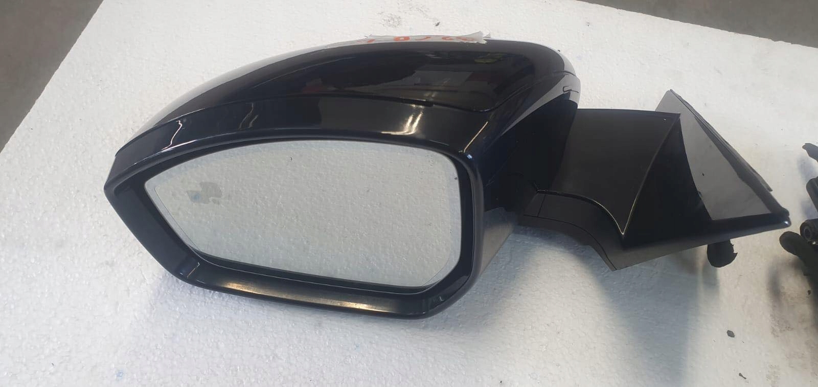 Range Rover Velar зеркало левое 18PIN правое 16PIN ассистент