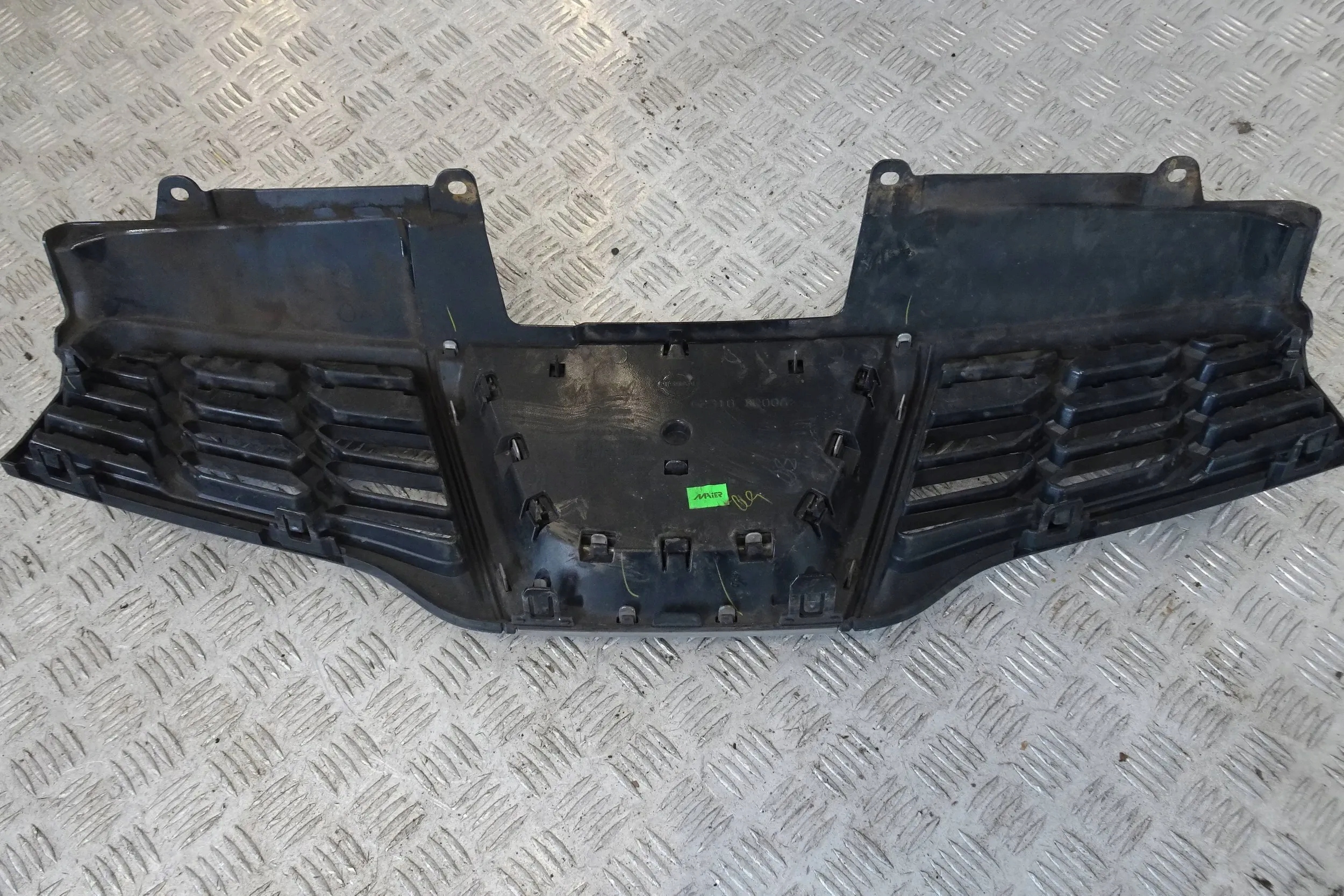 Nissan Qashqai J10 Kühlergrill FRONTGRILL Kühlergitter - Thumbnail 2