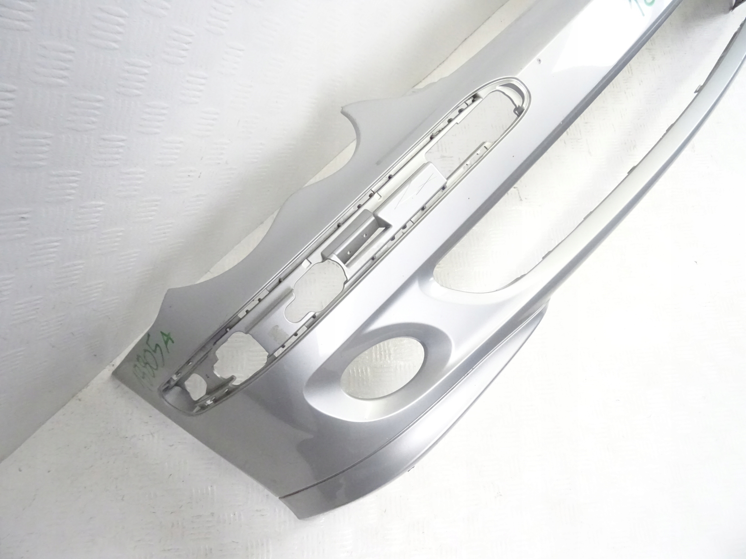 Mercedes C-Klasa 203 04 LIFT bumper front