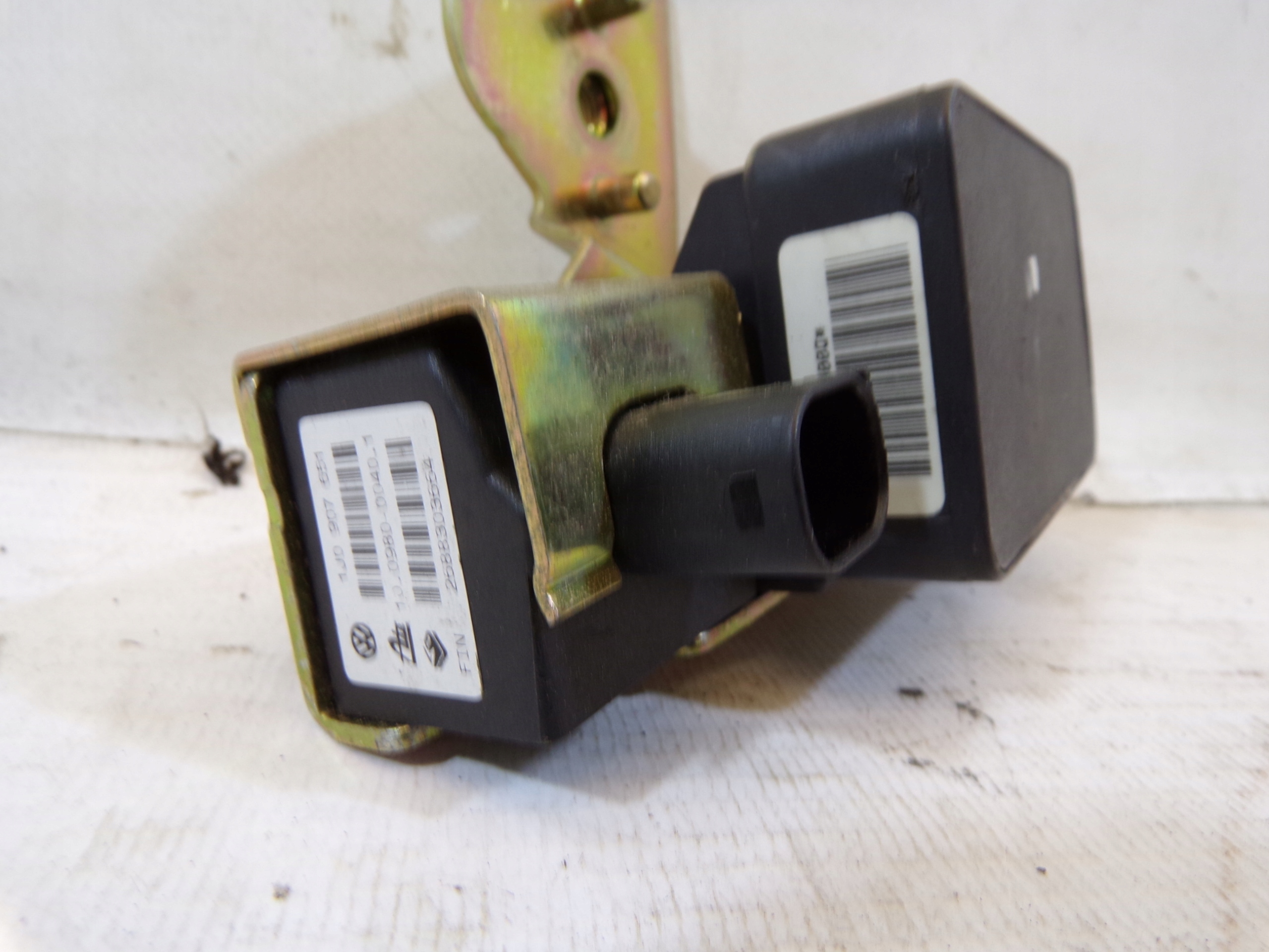 Sensor ESP VW AUDI + SENSOR ESP 1J0907657 1J0907651 KUPUJ PO NUMERACH