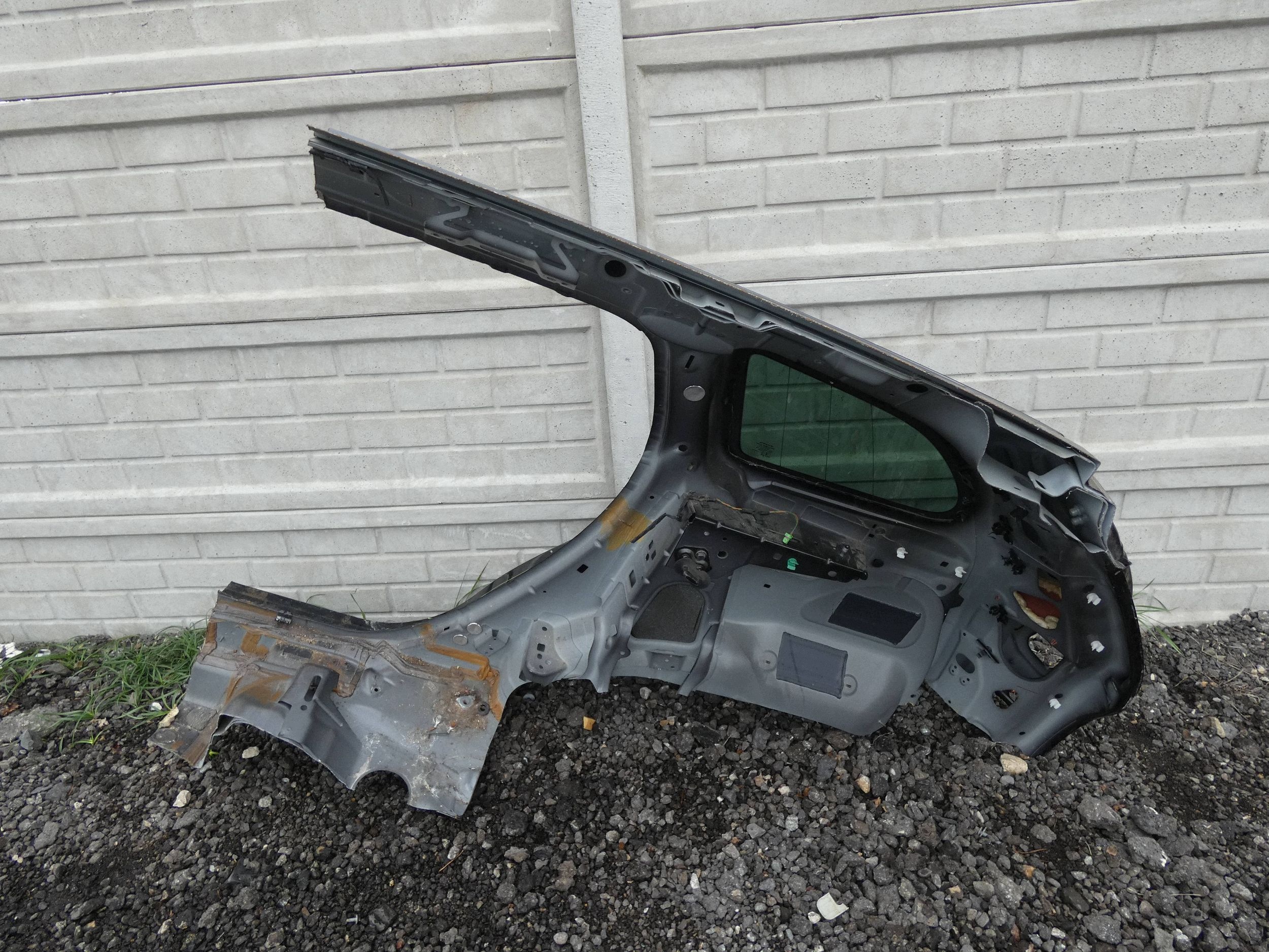 VOLVO XC60 e longherone parafango destra posteriore posteriore