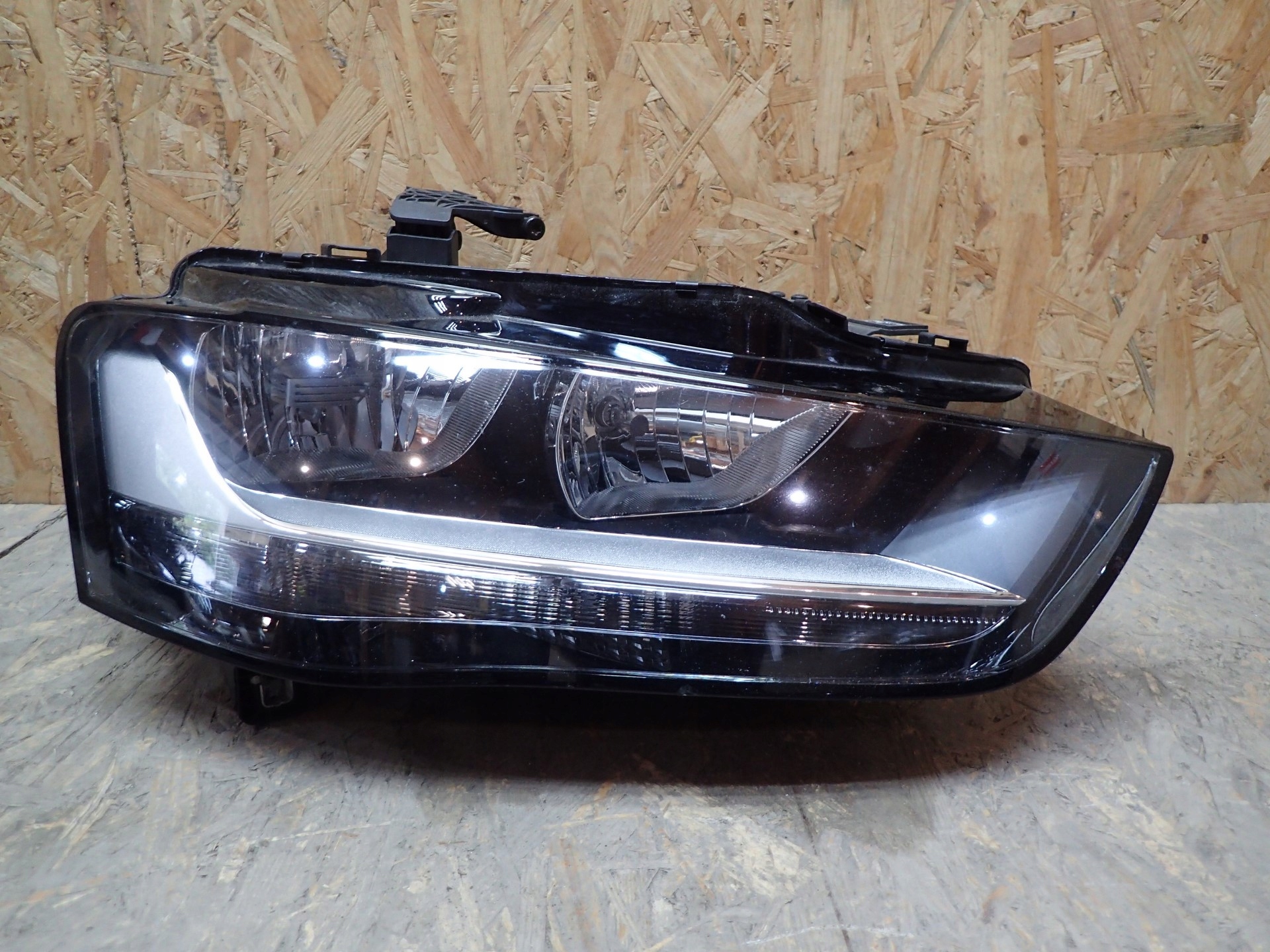 light right REFLEKTOR right AUDI A4 B8 8K LIFT 2012-2015R