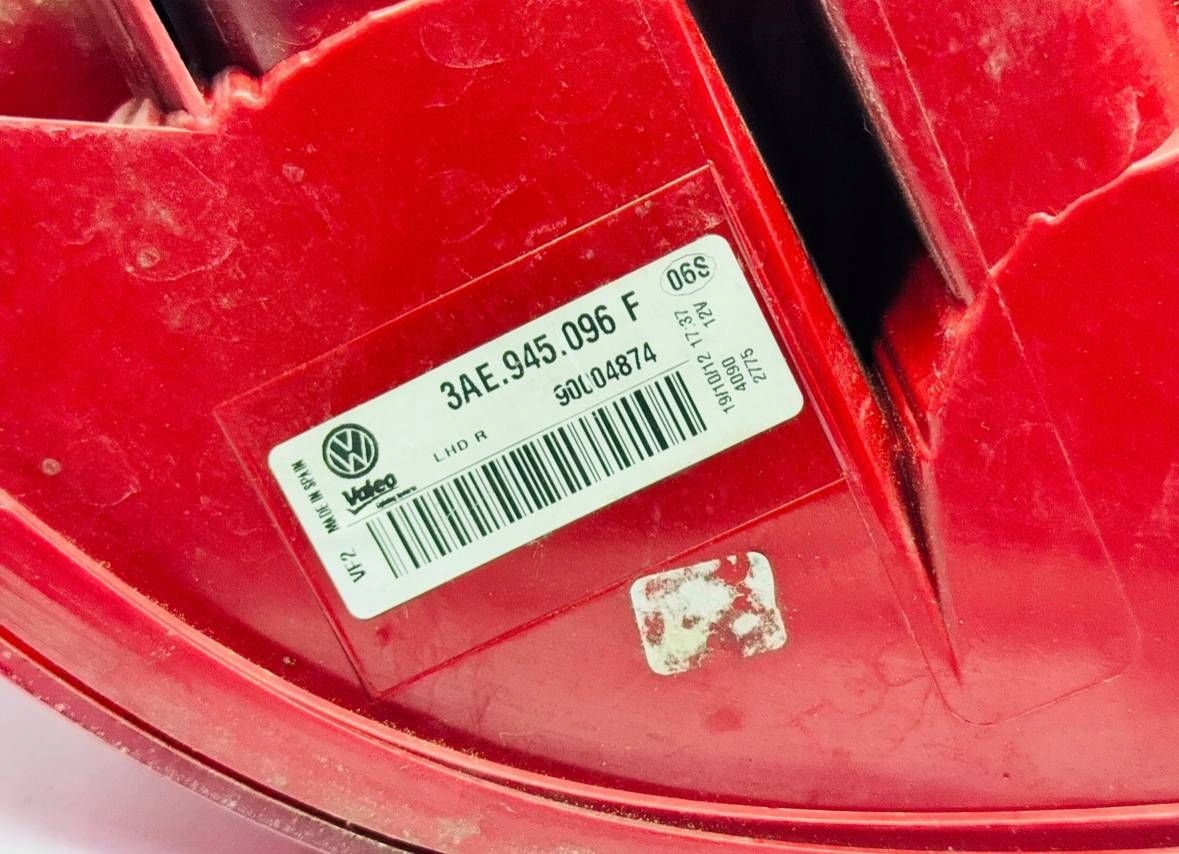light right rear part right rear 3AE945096F VW PASSAT B7 sedan