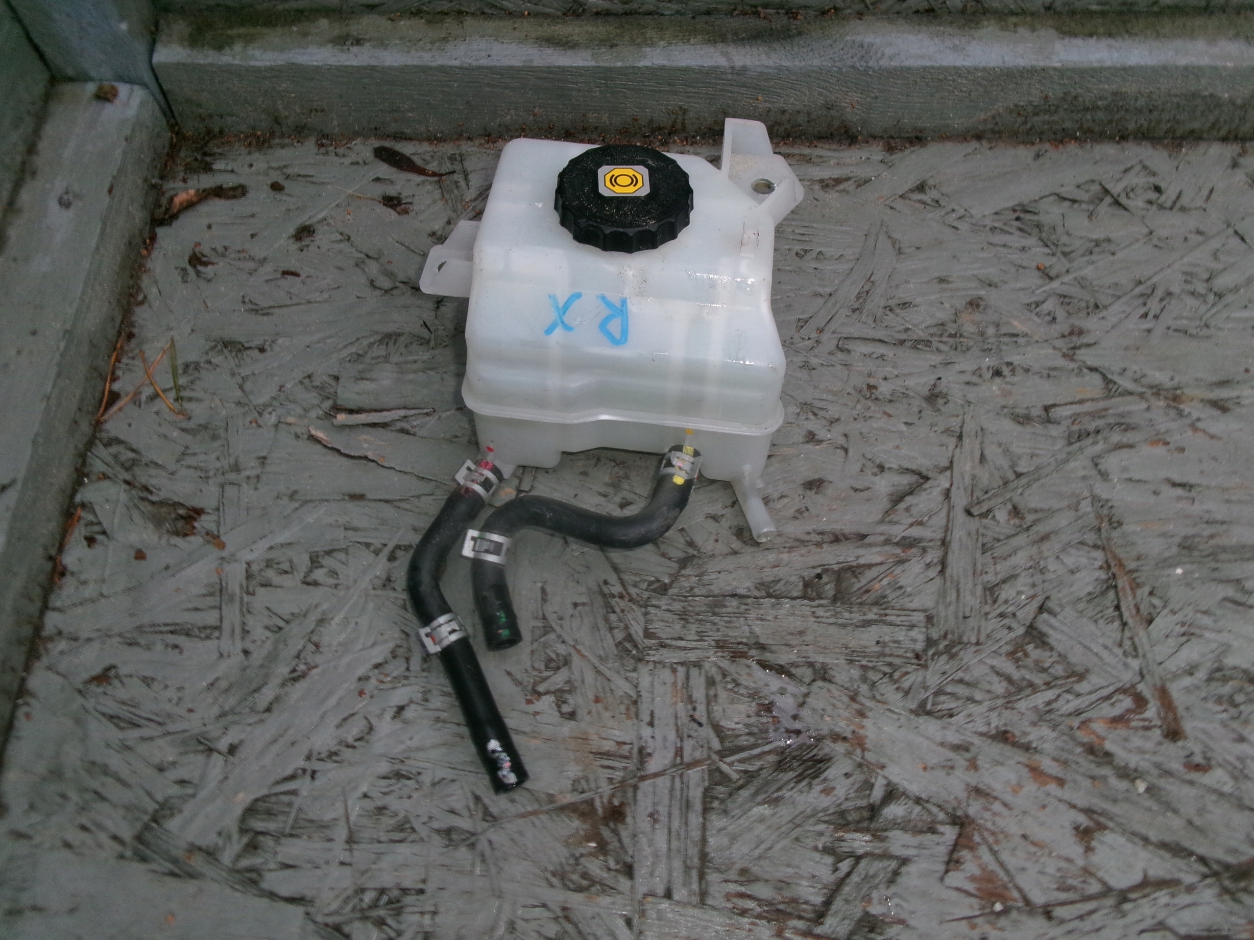 lexus RX 450h бачок расширительный 3L