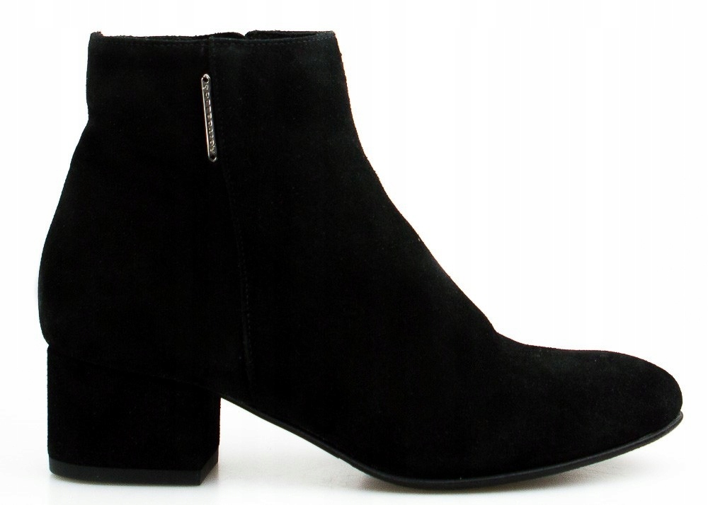 Černé Kotníkové Boty Na Bloku Zateplené Kůží Sempre 39