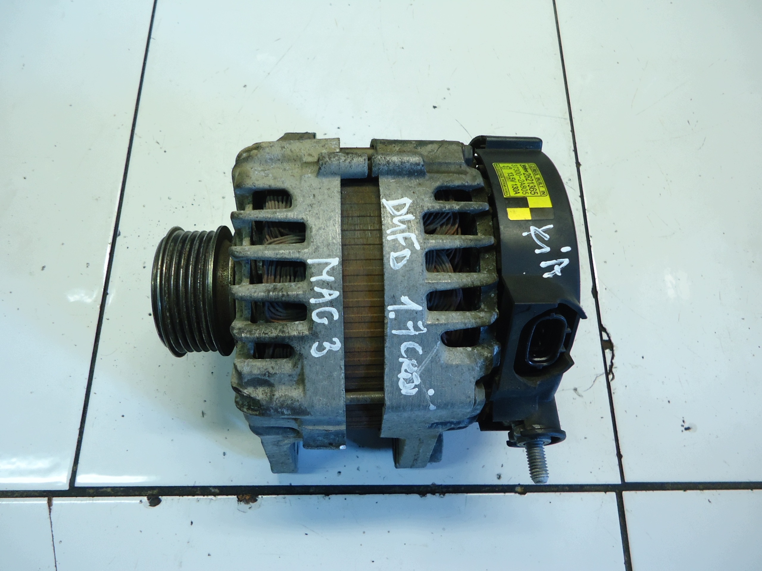 HYUNDAI I40 KIA 1.7 CRDI D4FD ALTERNATOR 37300-2A805