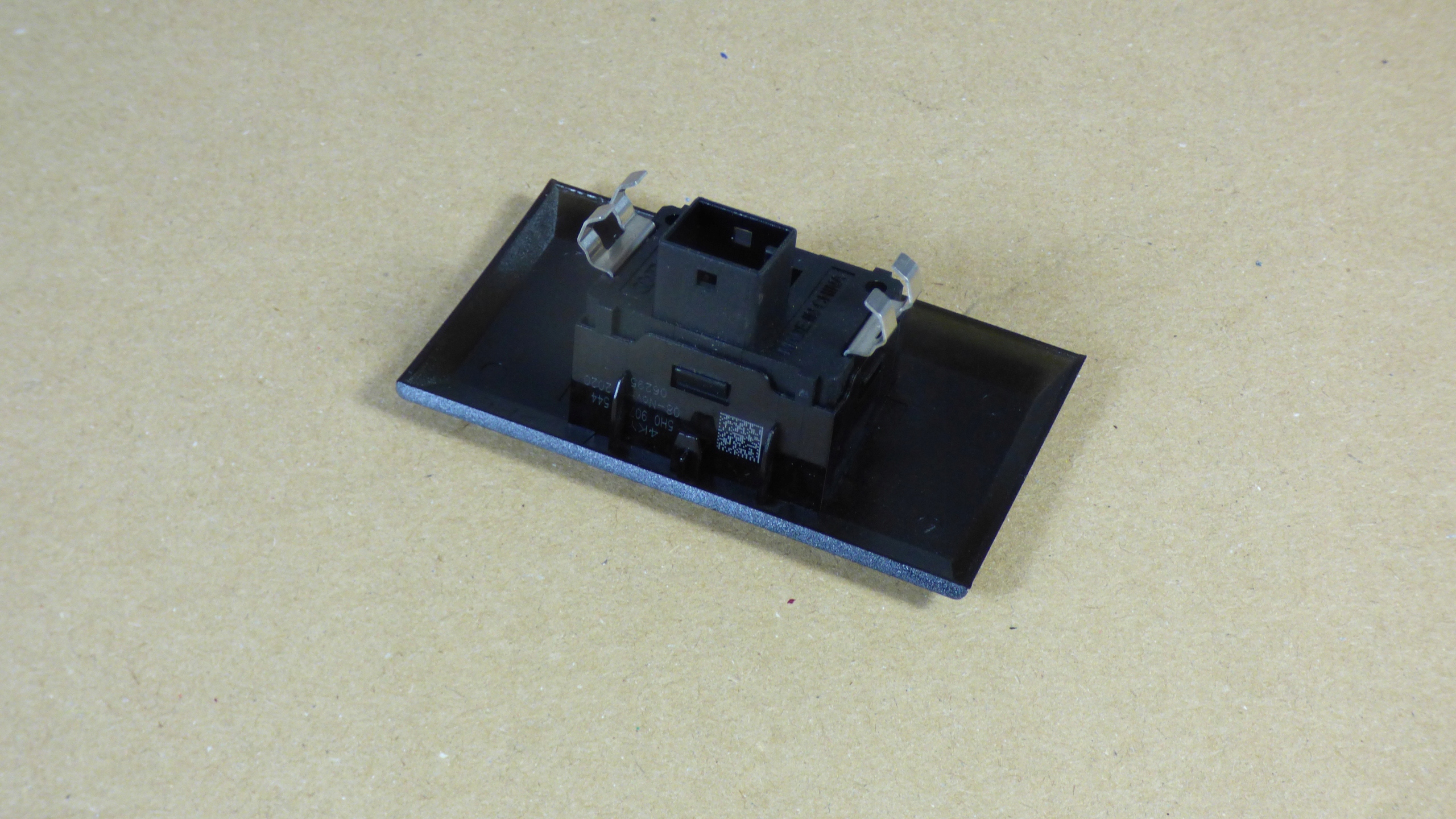 sensor sensor naslonecznienia 5H0907544 VOLKSWAGEN GOLF VIII 8