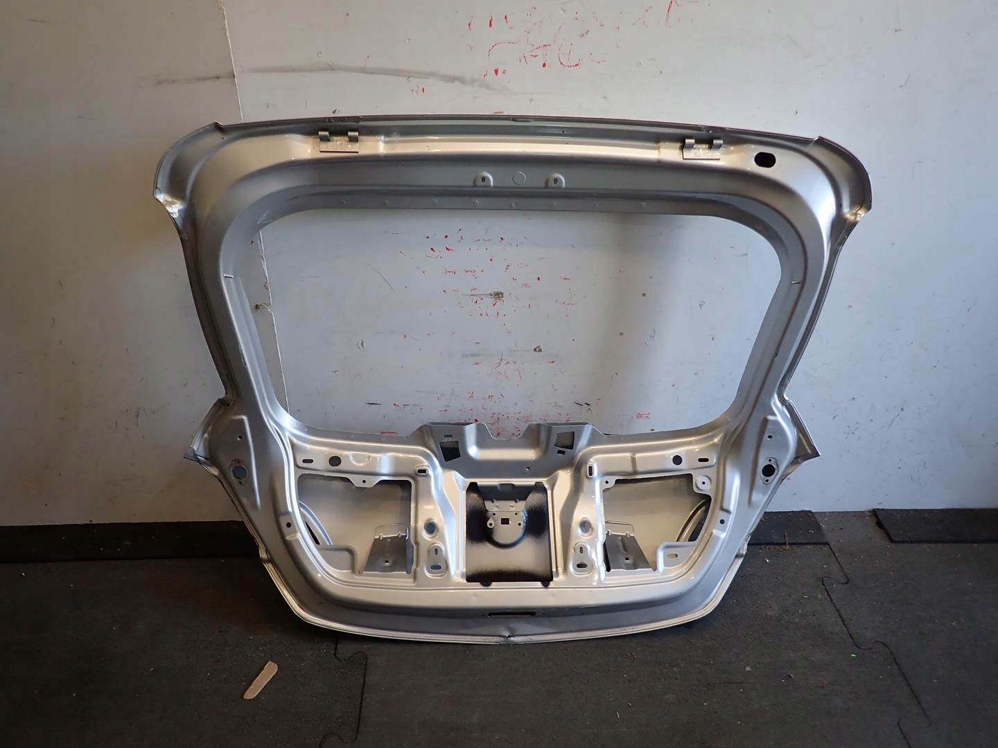 HECKKLAPPE KOFFERRAUMDECKEL OPEL CORSA E 2014- 3D