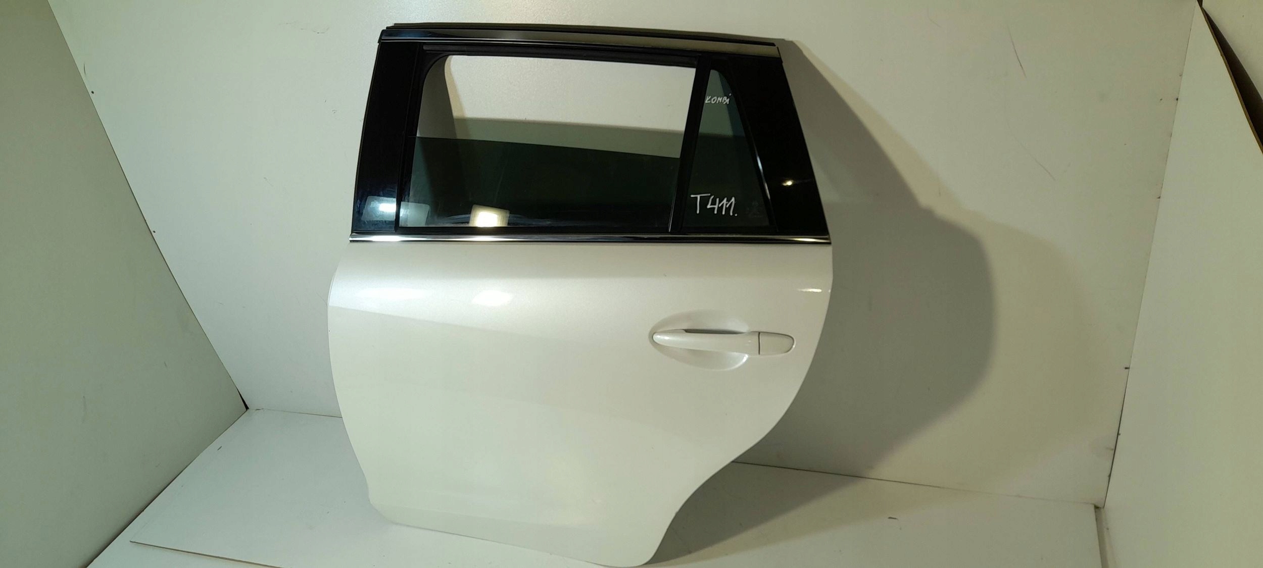 Mazda 6 GJ Kombi door rear. left (T411)