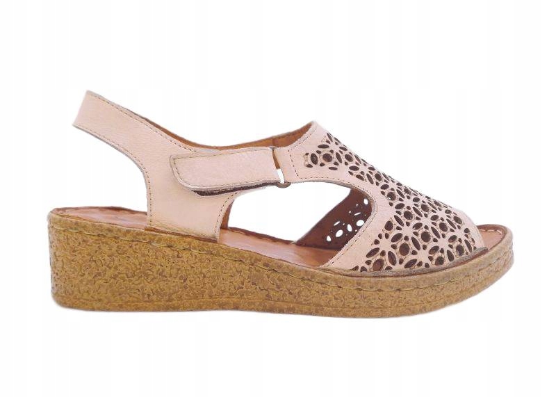 Dámské béžové kožené sandály na klínku Comfortabel 710226-08 vel. 39