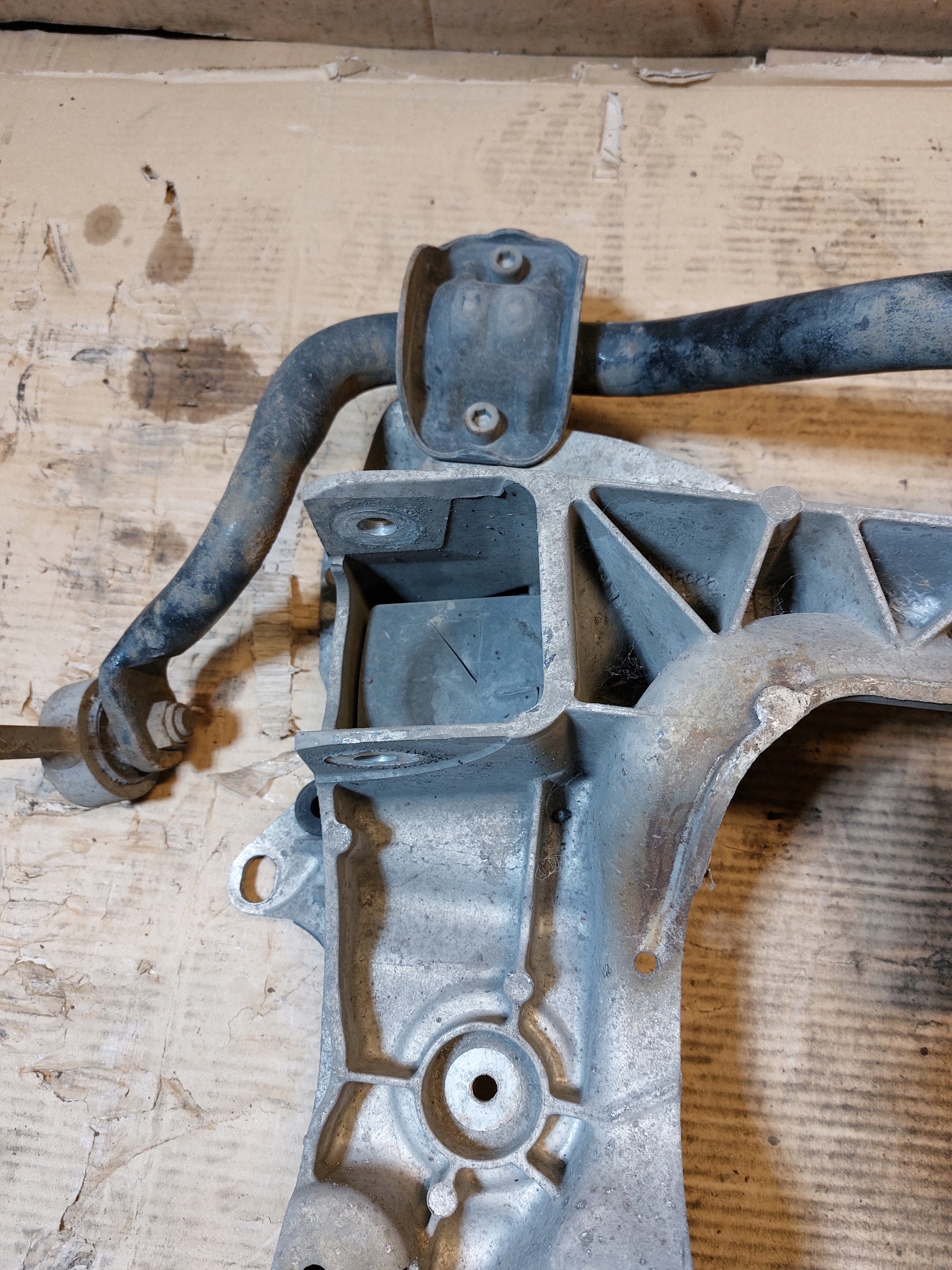 axle beam subframe front MERCEDES W220