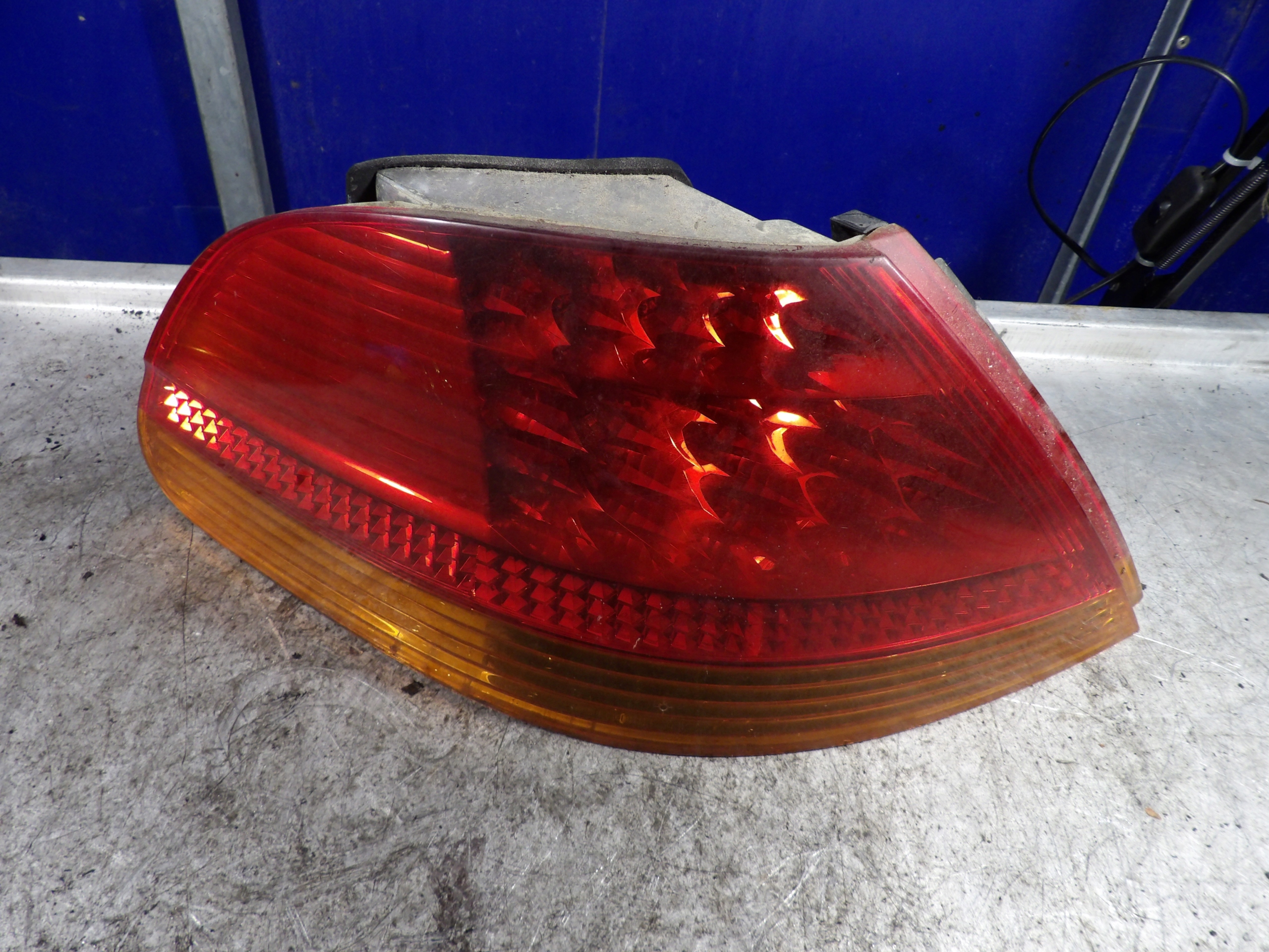 BMW E65 light left rear 155513
