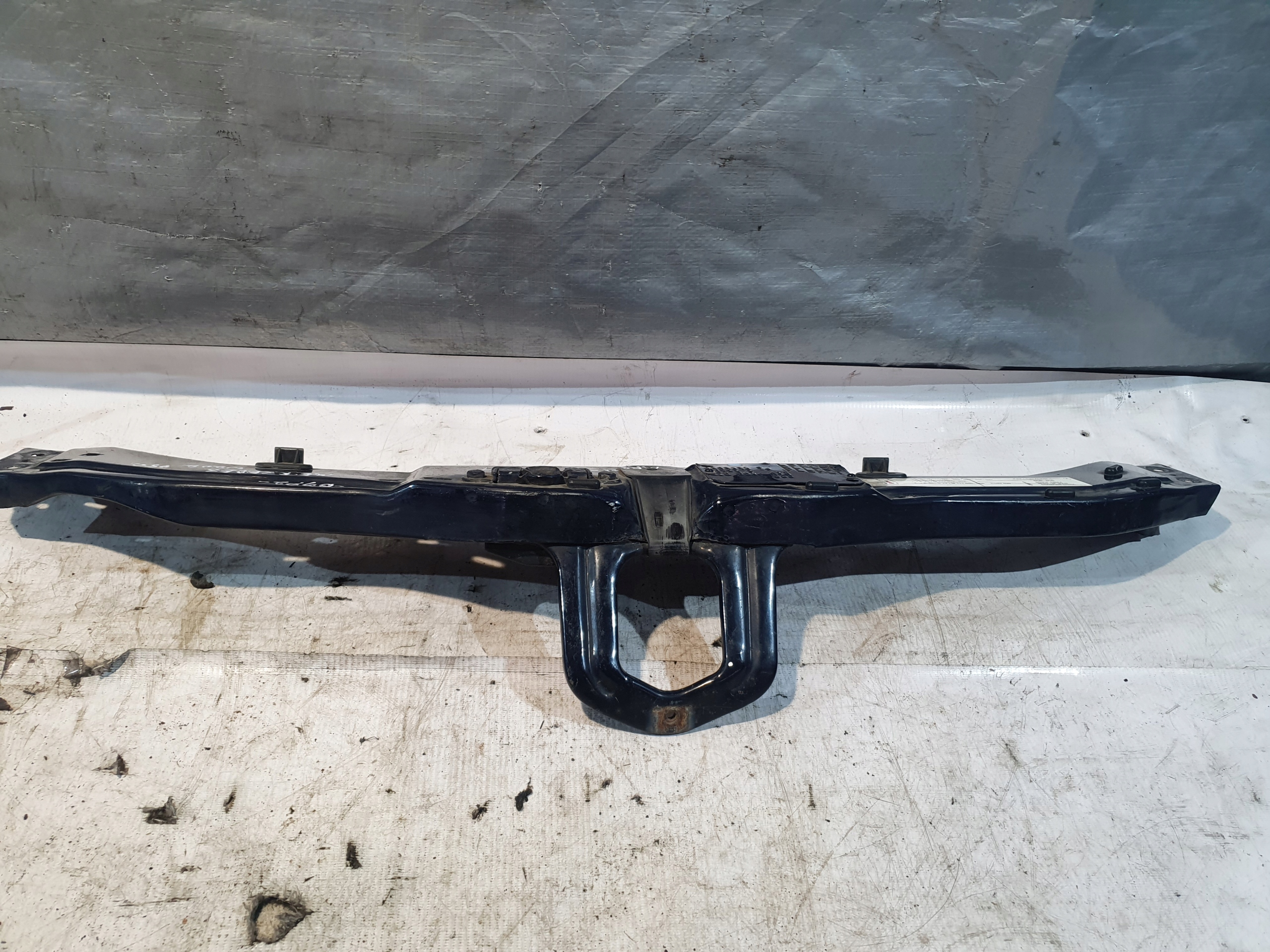support panel for radiators pillar upper bonnet latch lock MERCEDES W202 95r. K: 904