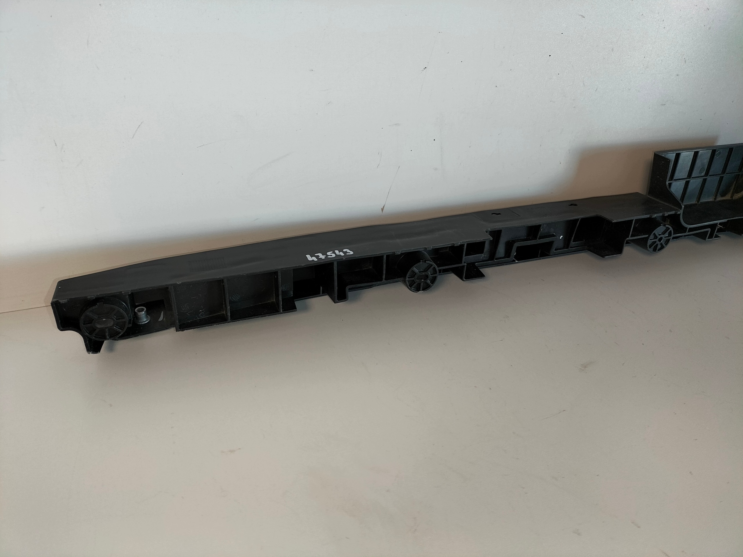 Support Support plaque Console Pare choc Avant Avant MG HS II 24