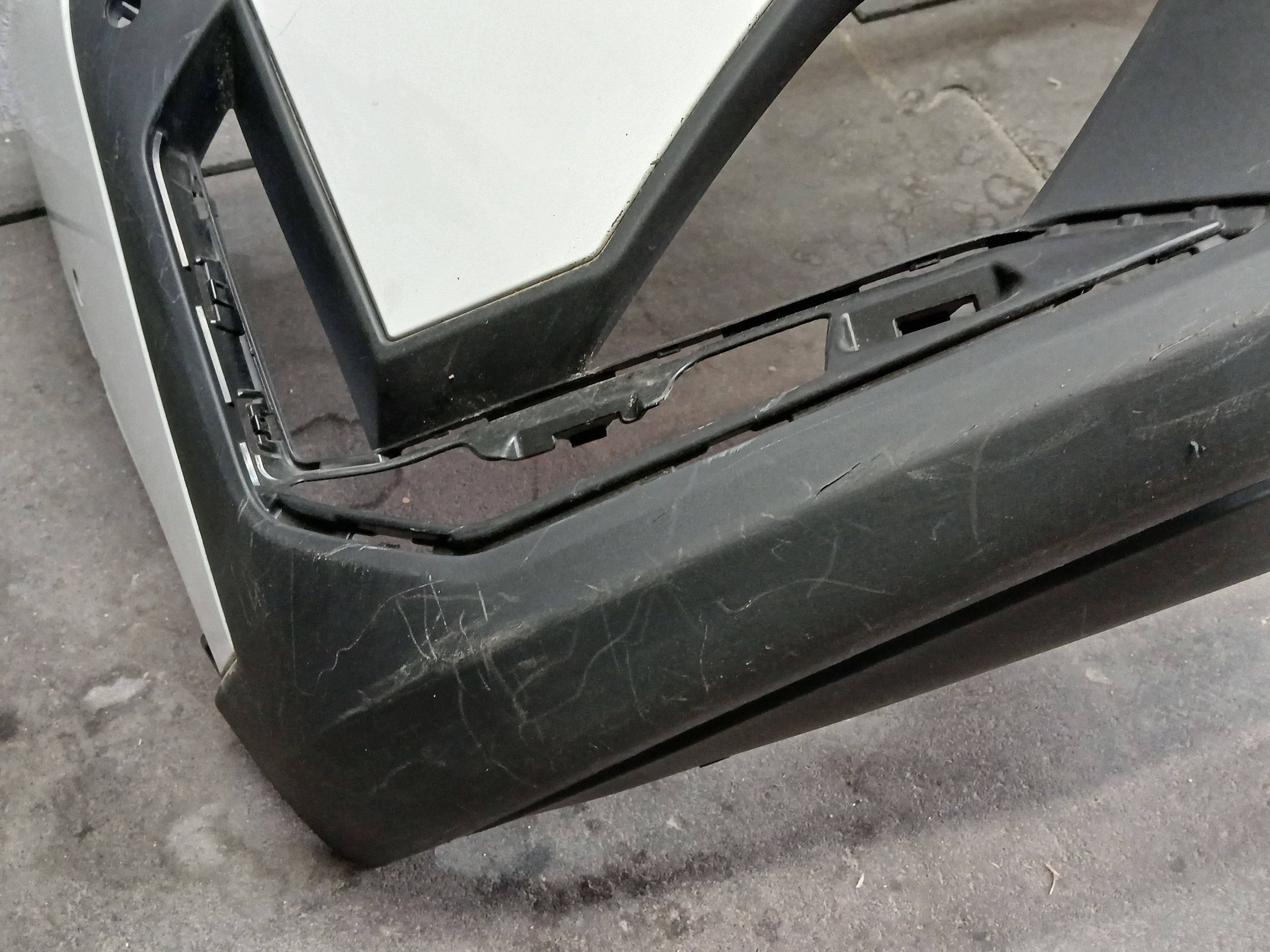 bumper front BMW X1 U11