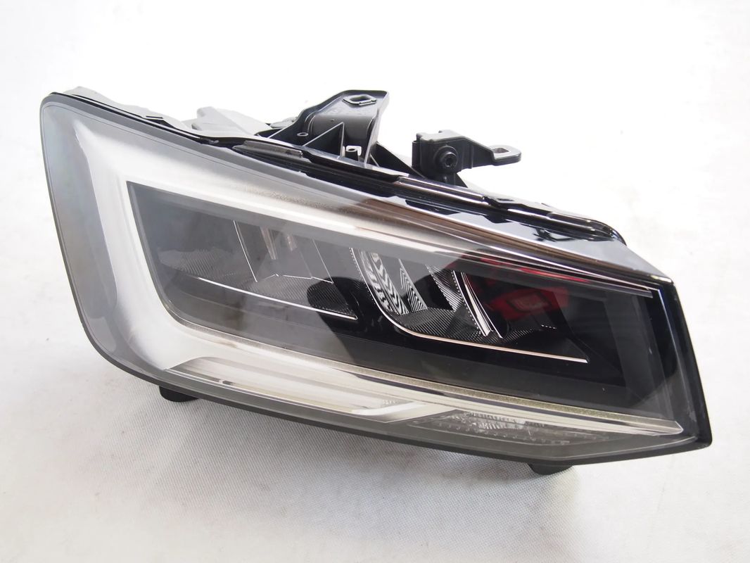 Audi Q2 FL 20r Reflektor rechts Licht rechts Lift 2020