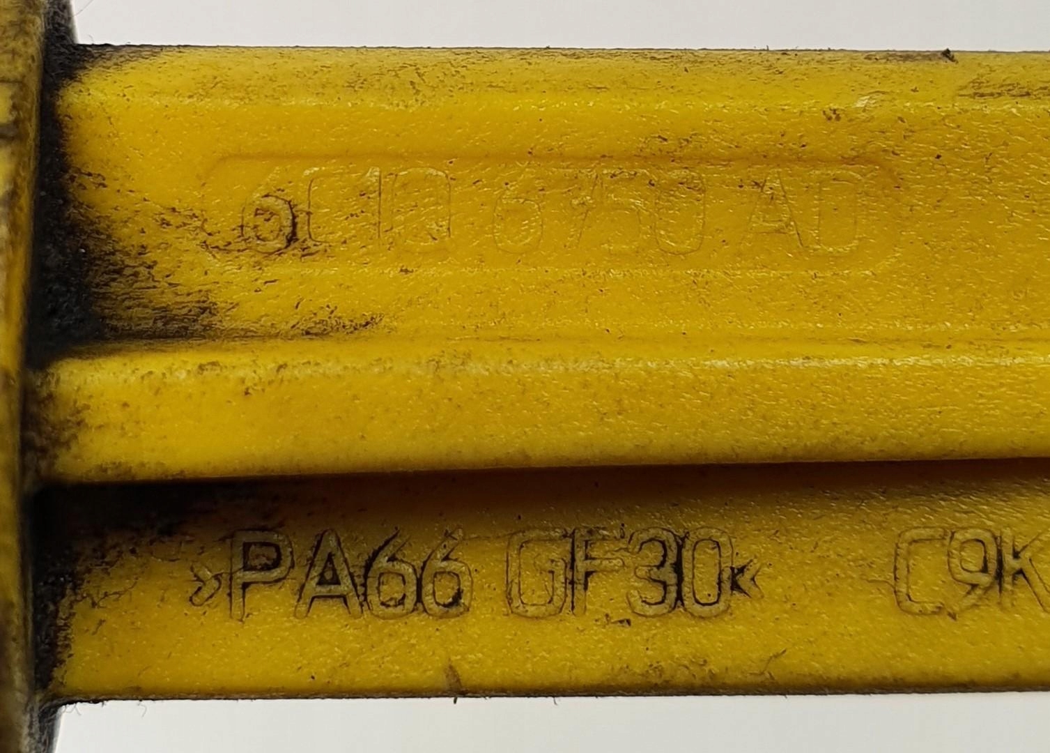 BAGNET MIARKA OLEJU FORD TRANSIT MK6 2.2 TDCI Jakość części (zgodnie z GVO) O - oryginał z logo producenta pojazdu (OE)