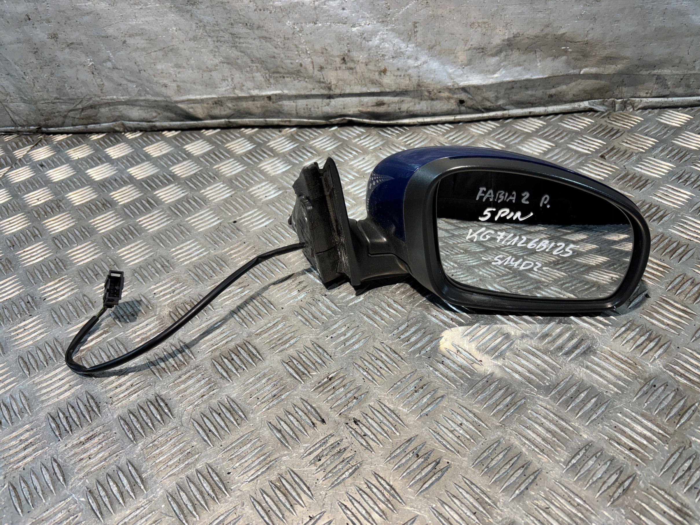mirror right 5PIN Skoda Fabia II lift k: LF5A