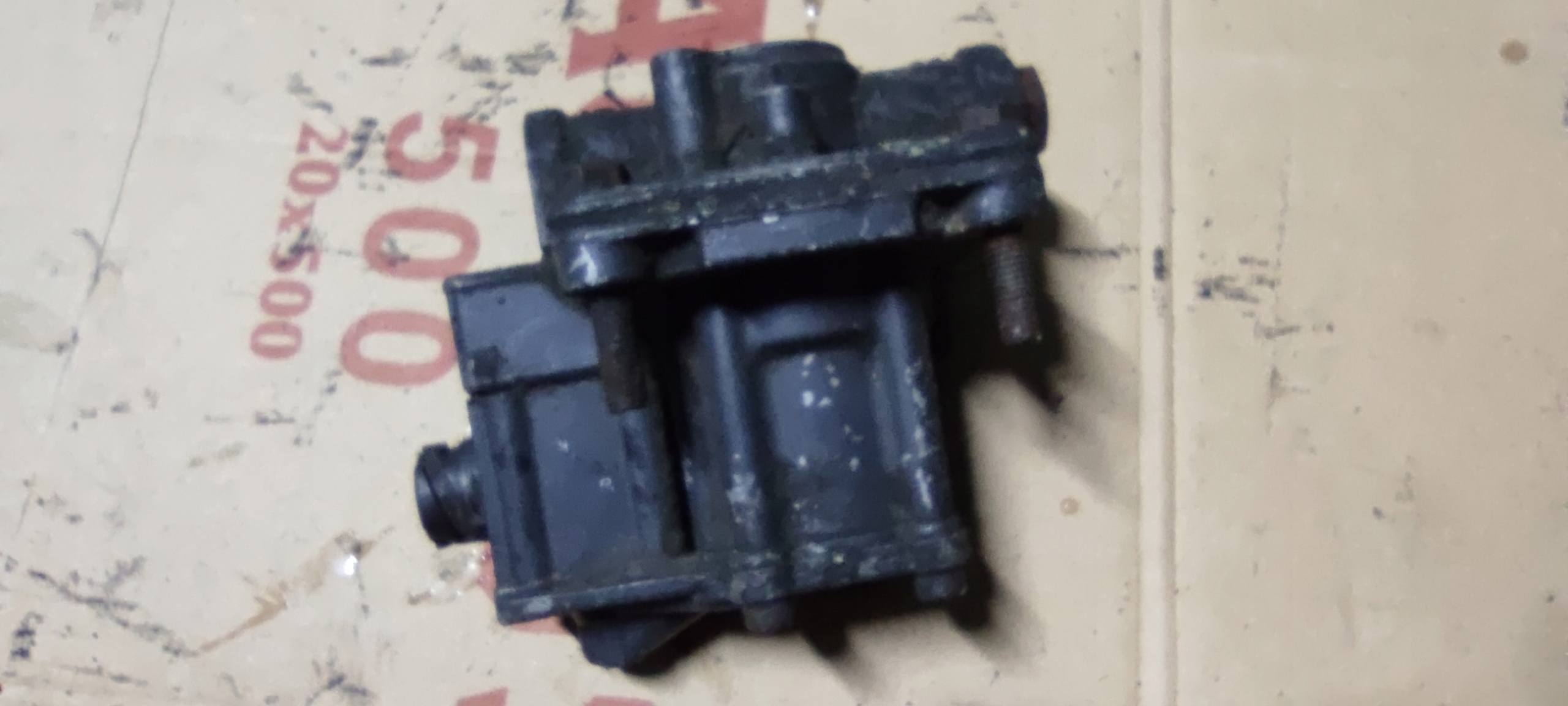 ZAWÓR HAMULCA 4802851040 0054293644 ACTROS